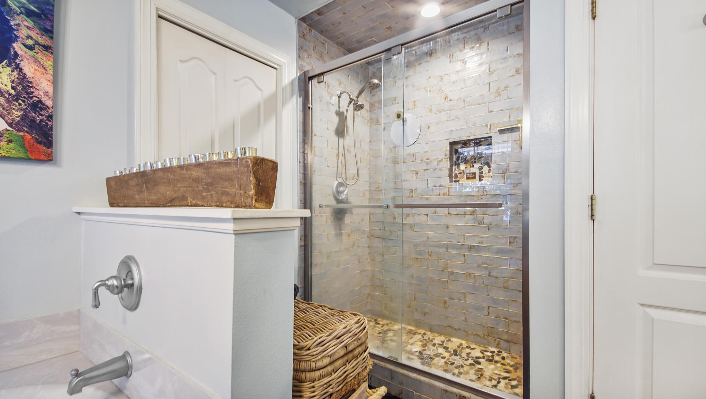 ESCADA - Residential