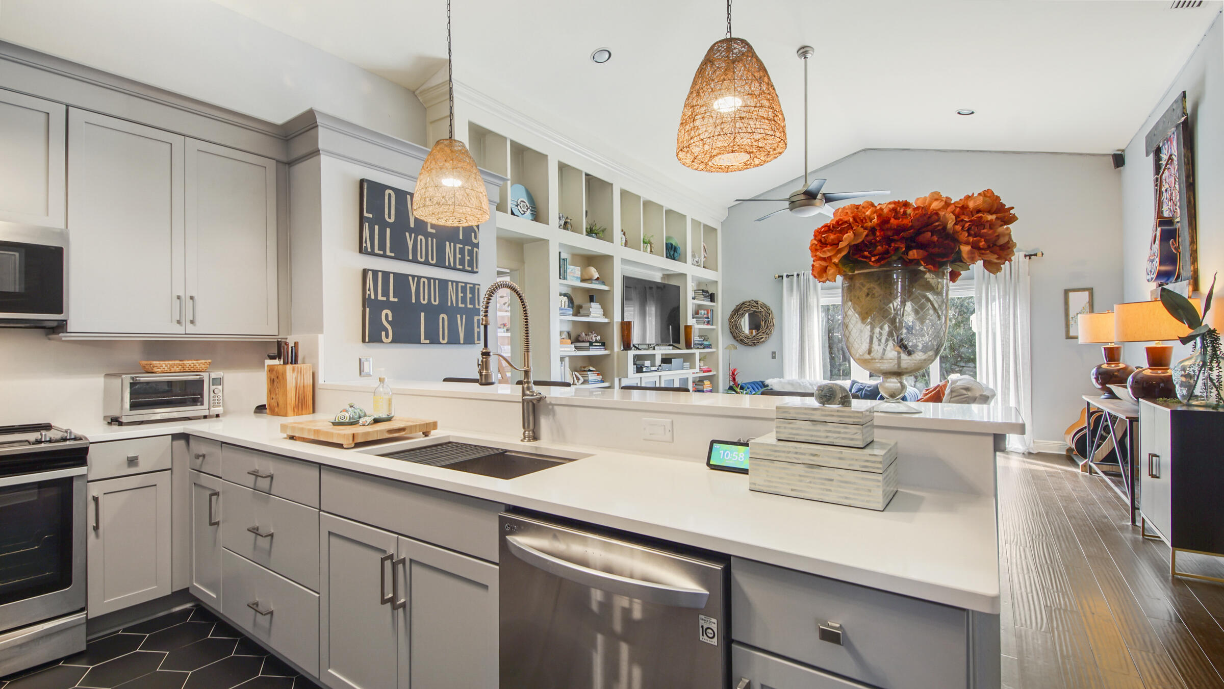 ESCADA - Residential