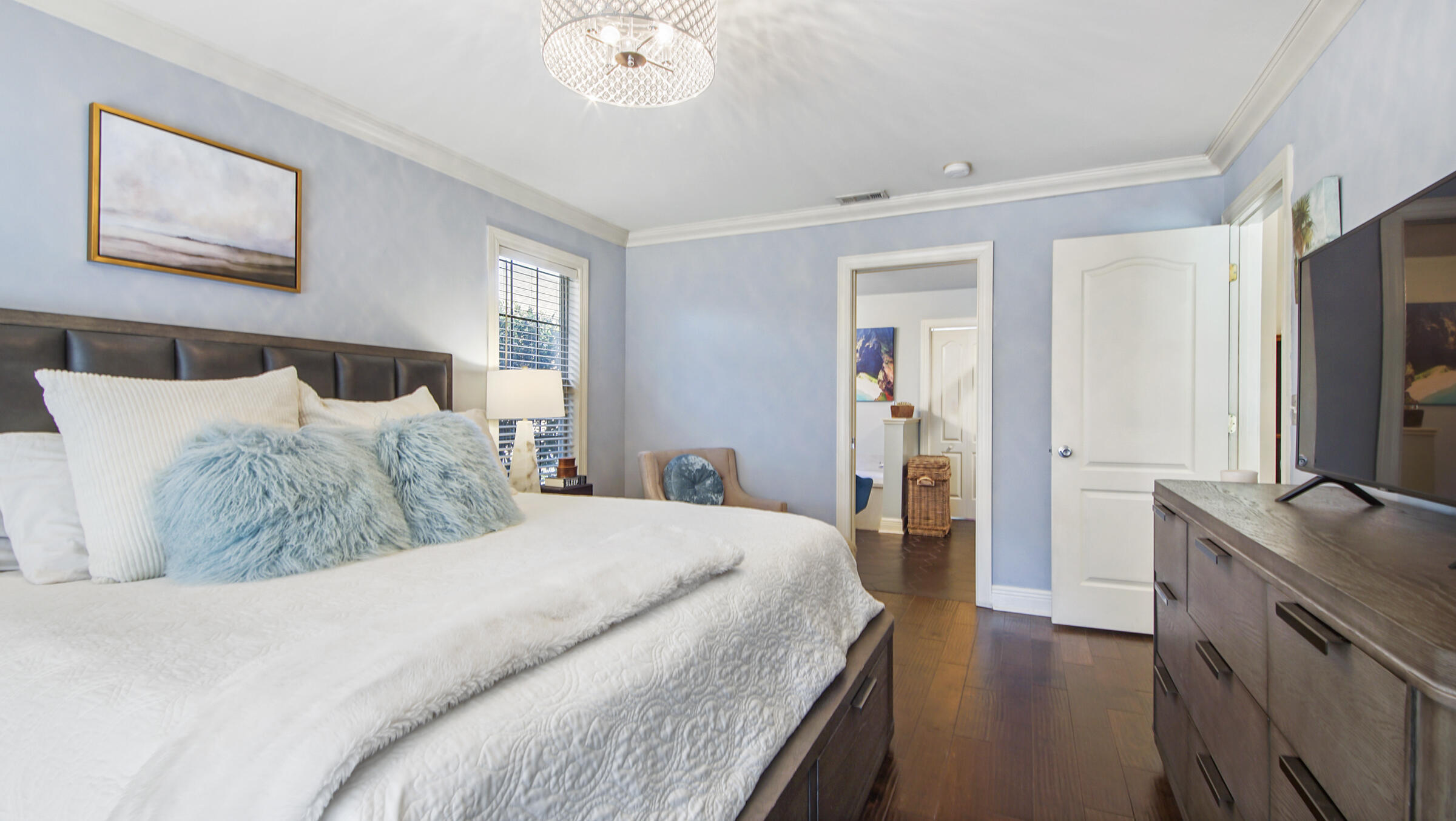 ESCADA - Residential