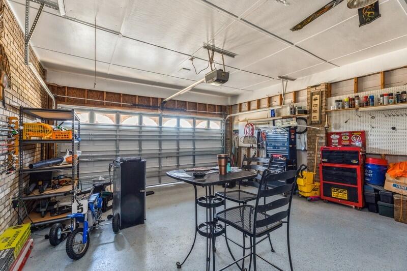 NORTH SUPERGROUP (221000.00) - Residential