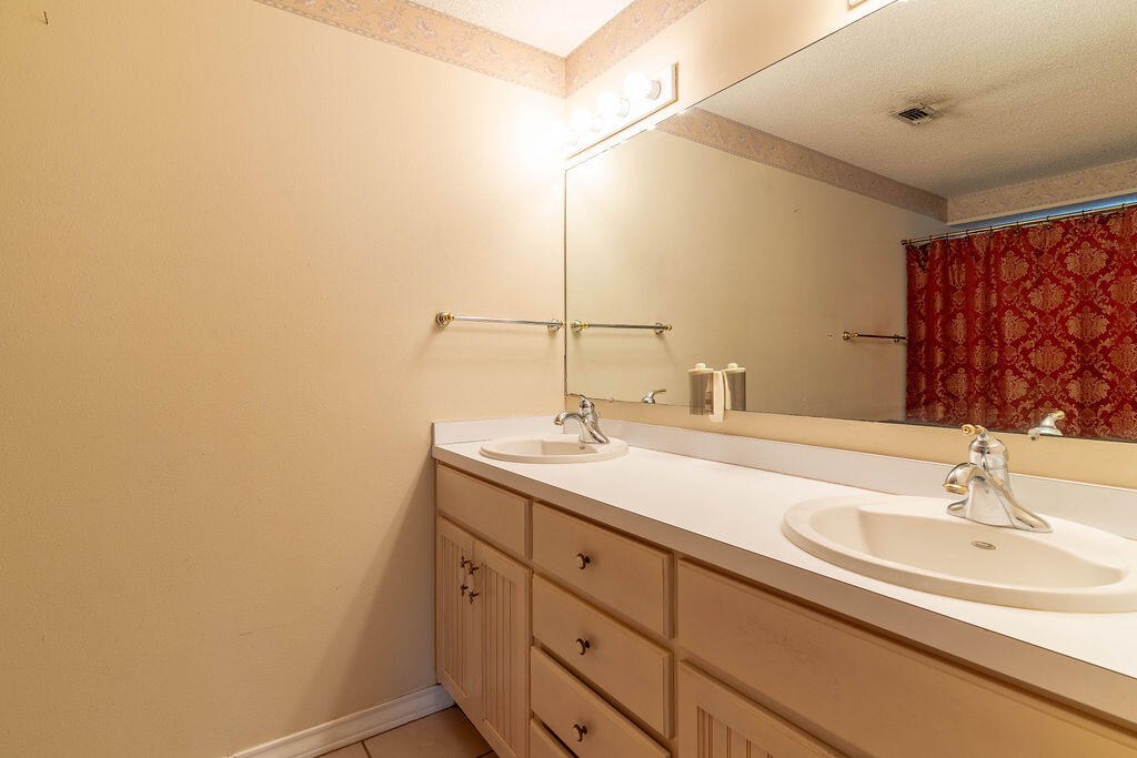 BROOKWOOD ESTATES - Residential