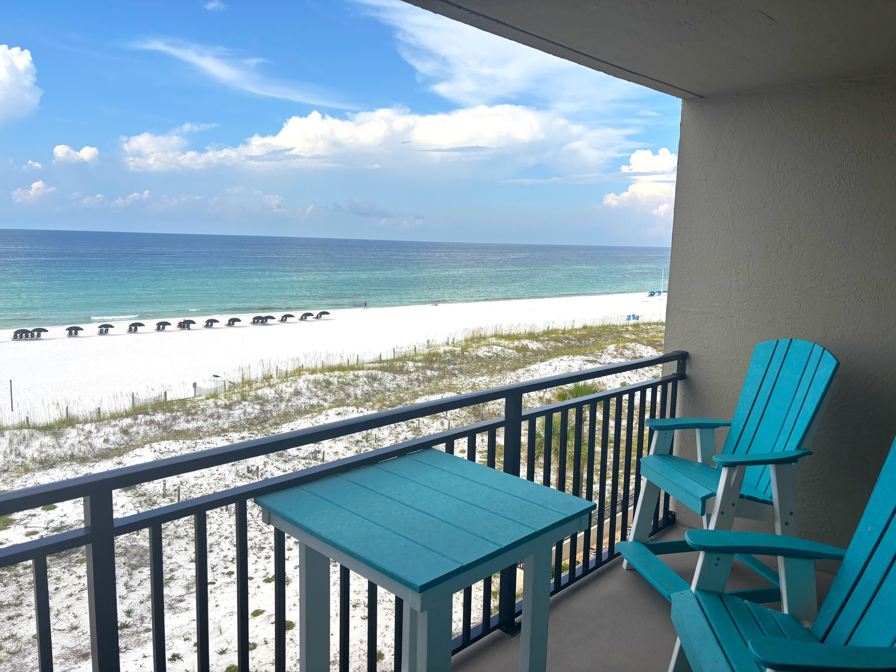 BREAKERS OF FWB PH 1 - Residential