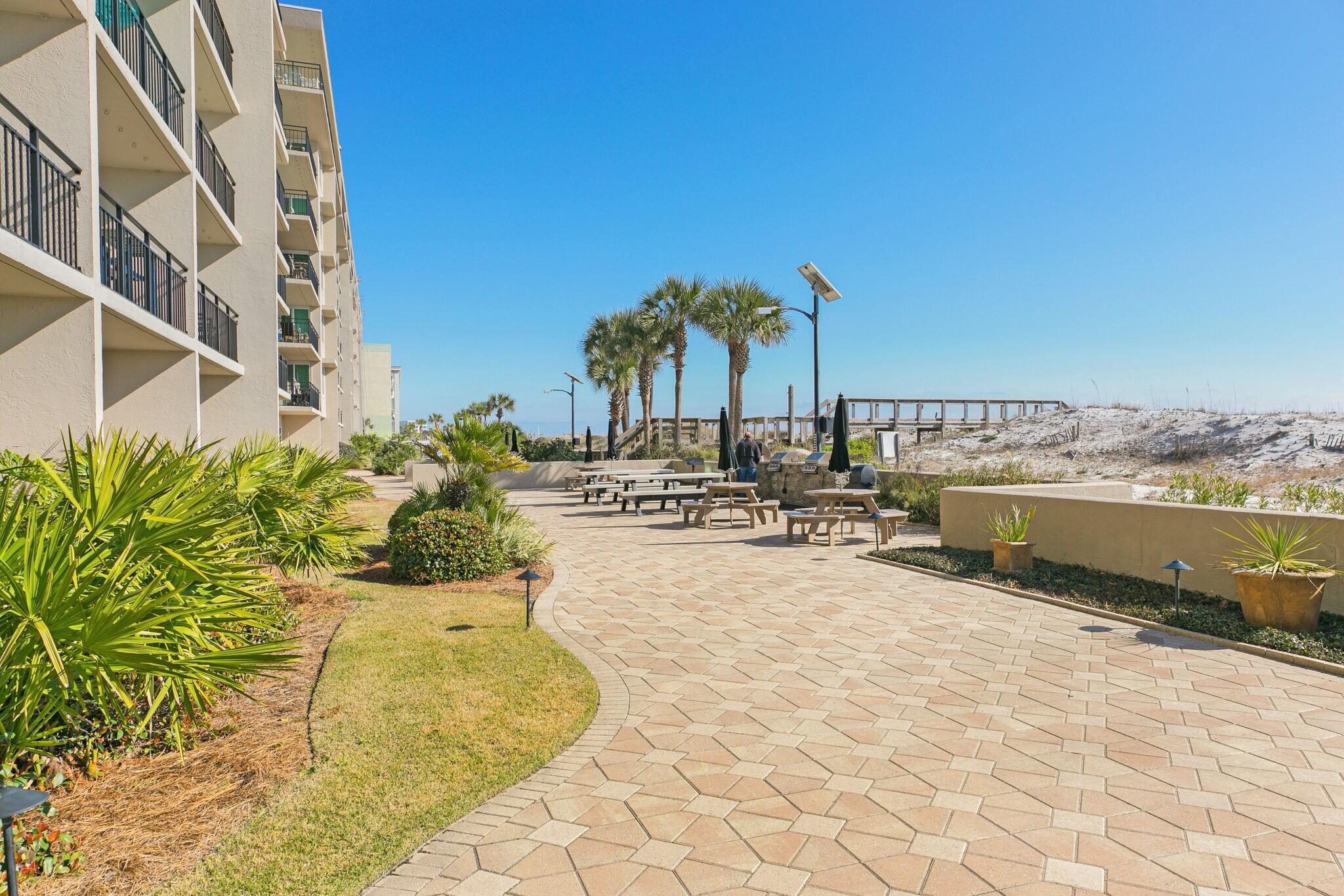 BREAKERS OF FWB PH 1 - Residential