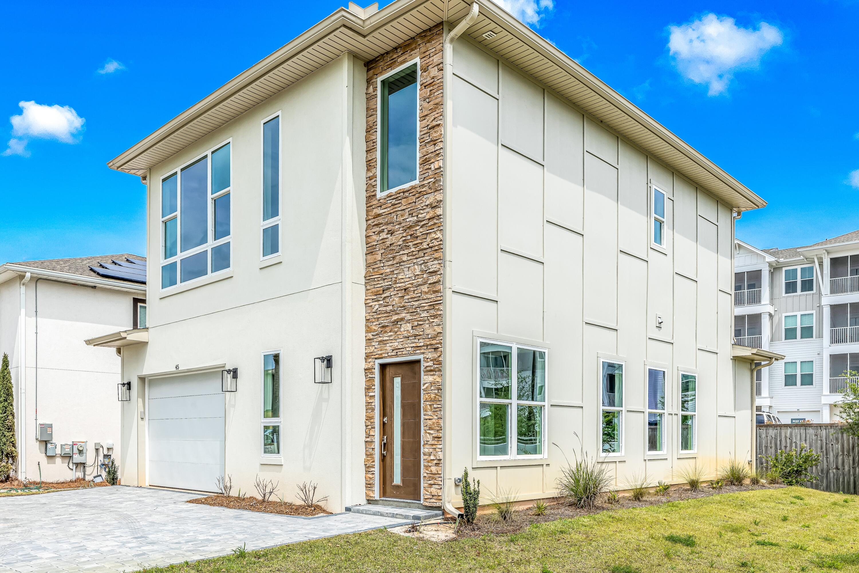 Windsor Court - Residential