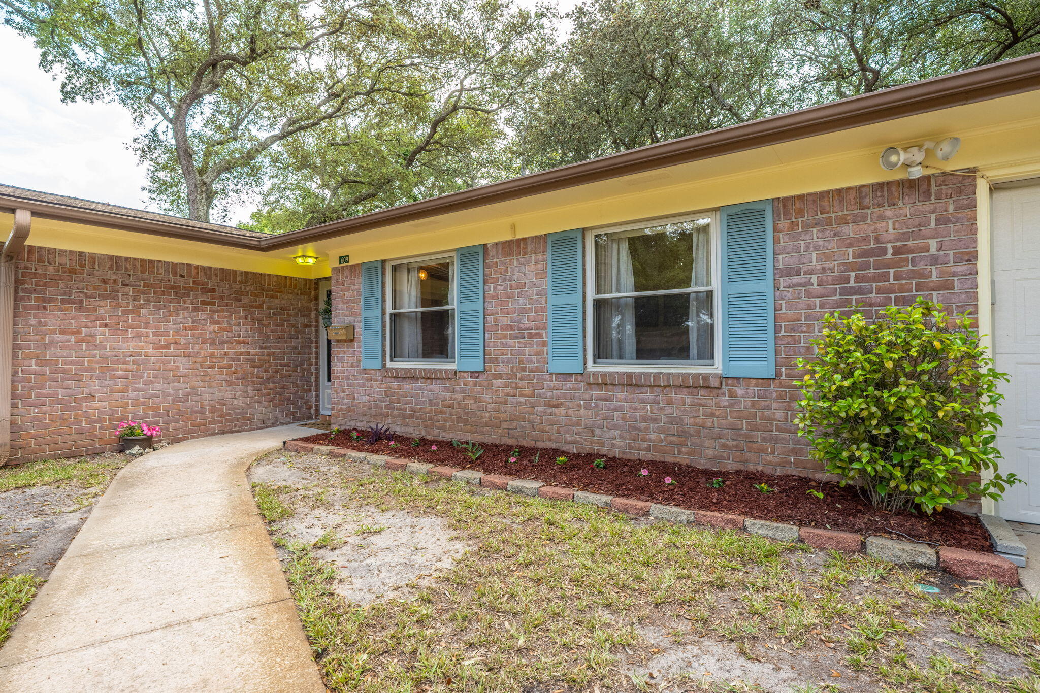 KENWOOD S/D 1ST ADDN - Residential