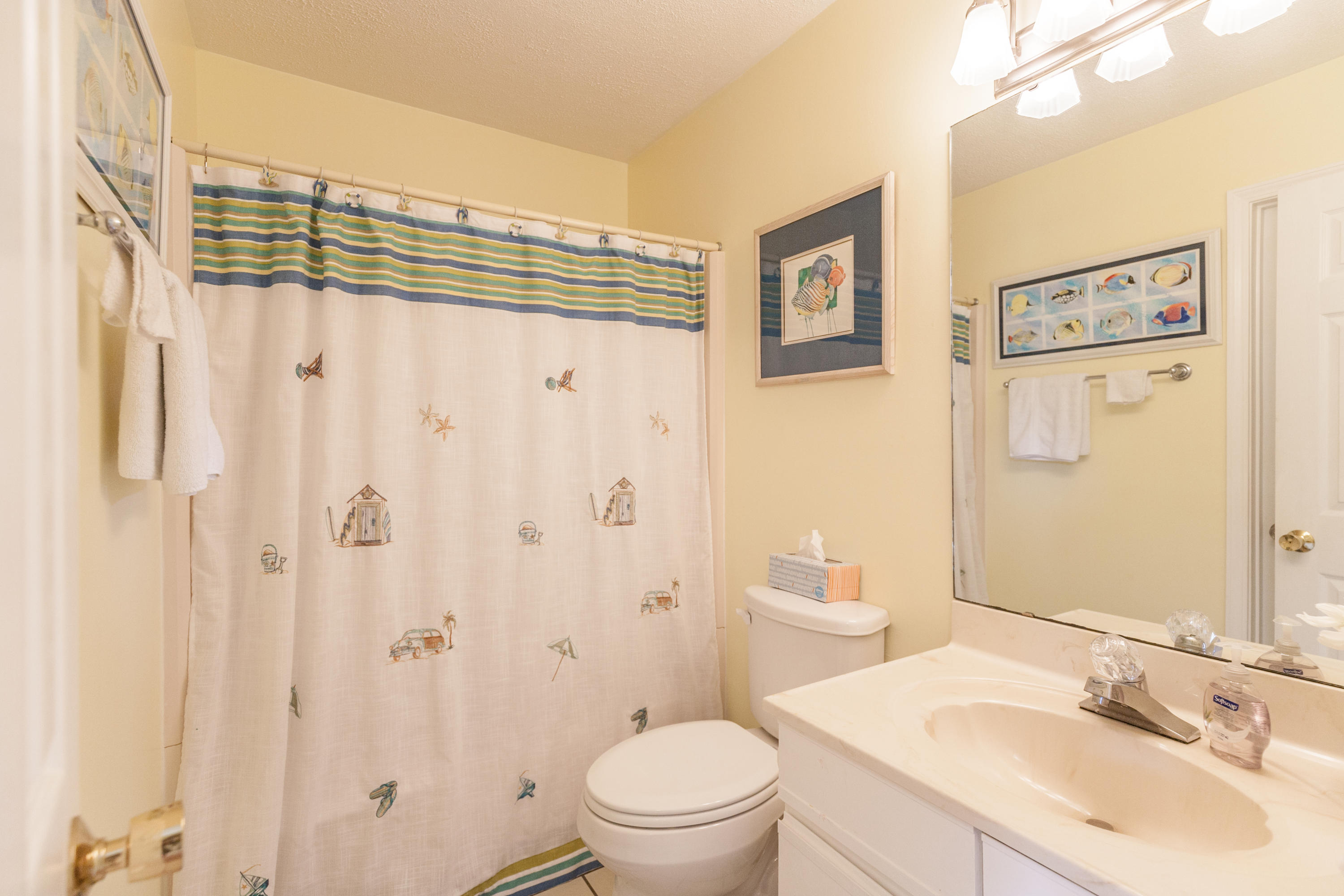 SEASCAPE CONDO LAKEFRONT VILLA (PHASE 6B) - Residential