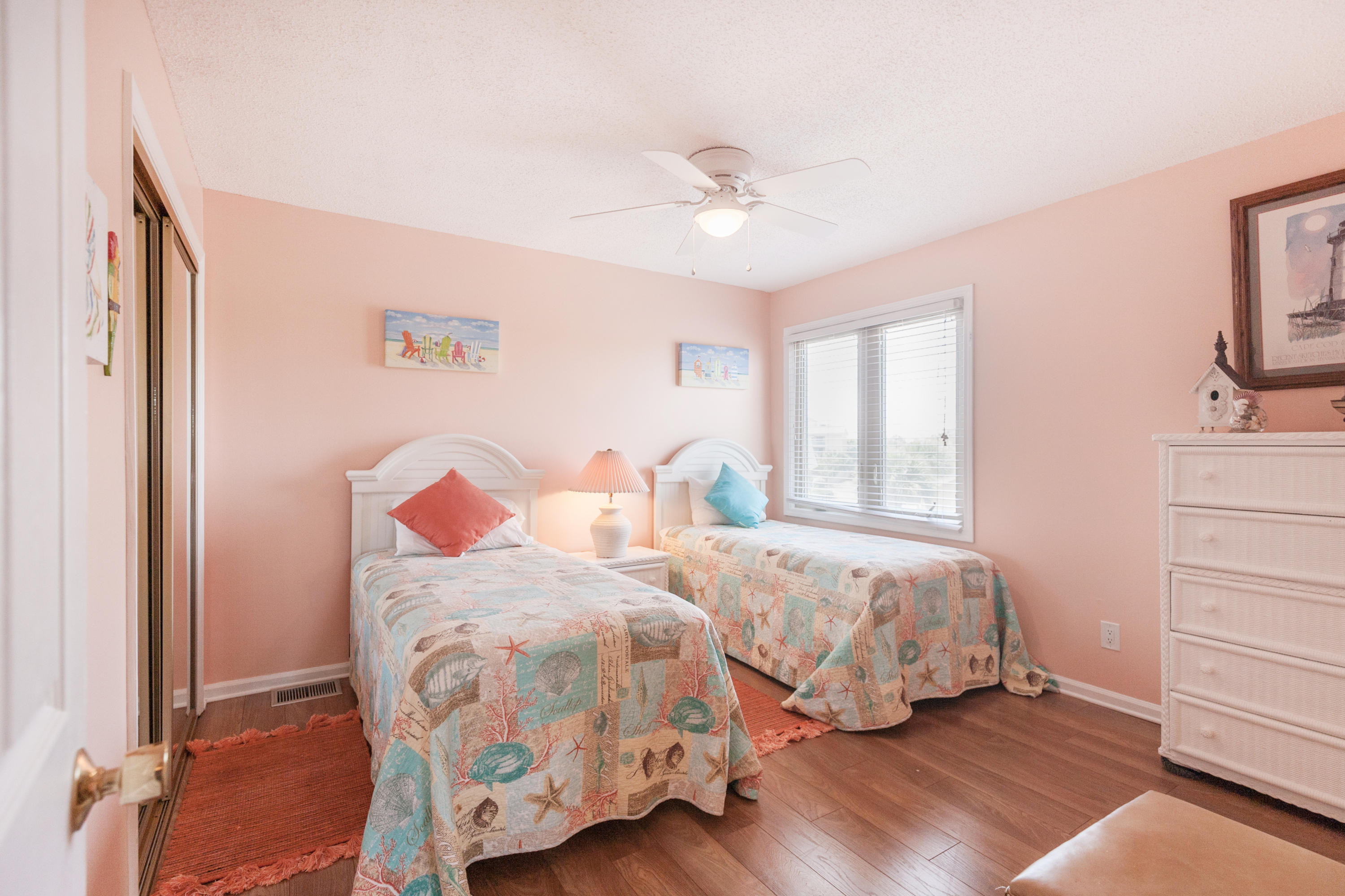 SEASCAPE CONDO LAKEFRONT VILLA (PHASE 6B) - Residential