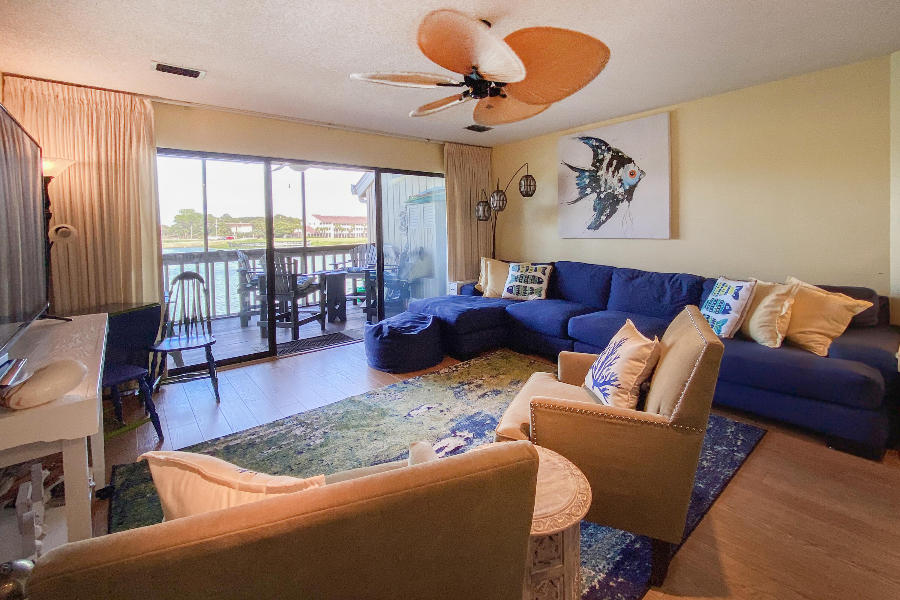 SEASCAPE CONDO LAKEFRONT VILLA (PHASE 6B) - Residential