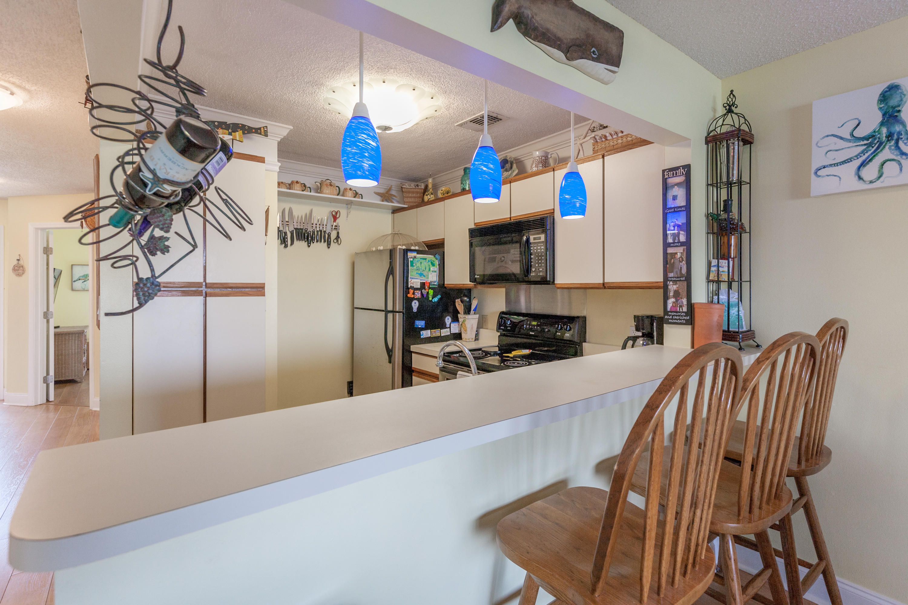 SEASCAPE CONDO LAKEFRONT VILLA (PHASE 6B) - Residential