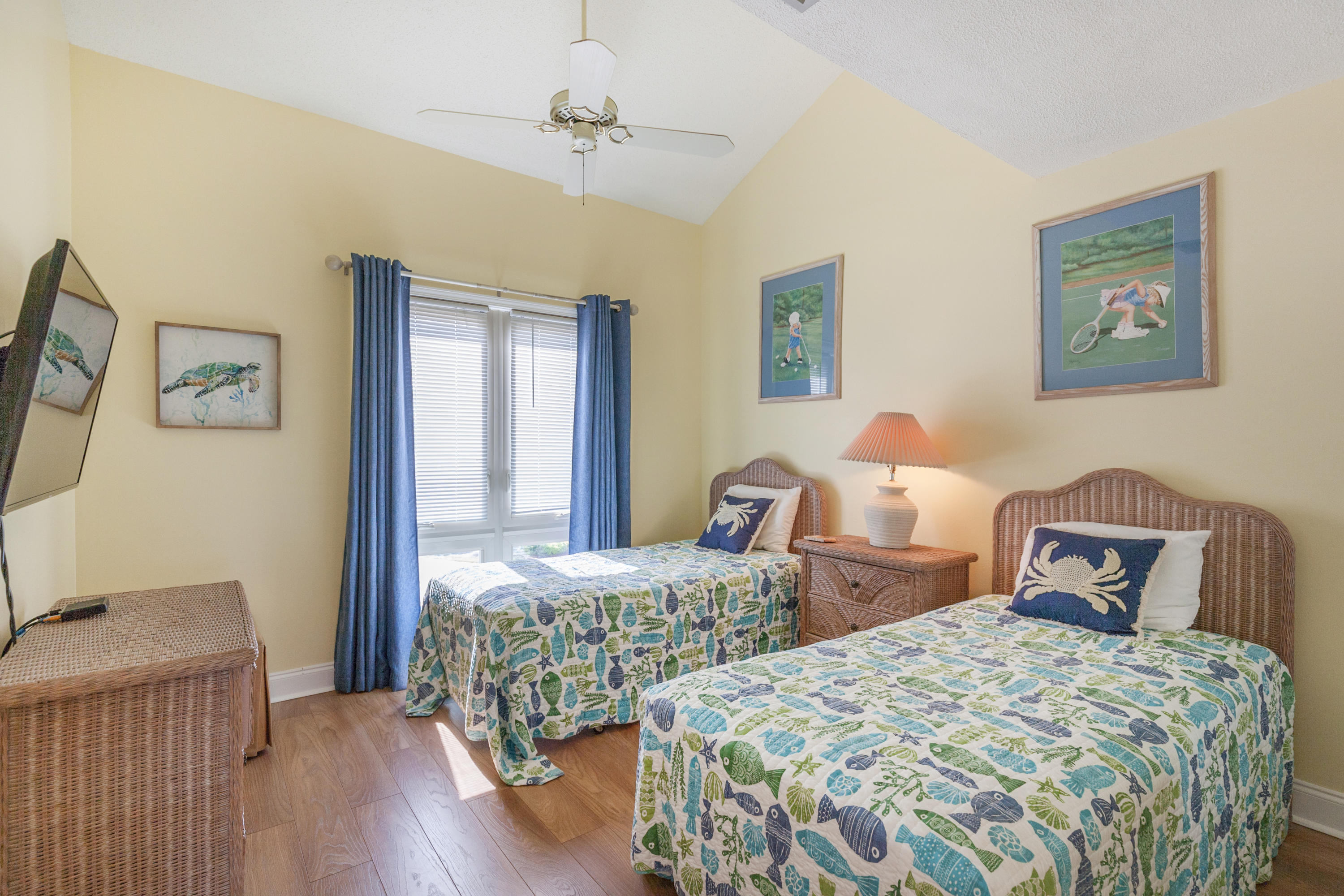 SEASCAPE CONDO LAKEFRONT VILLA (PHASE 6B) - Residential