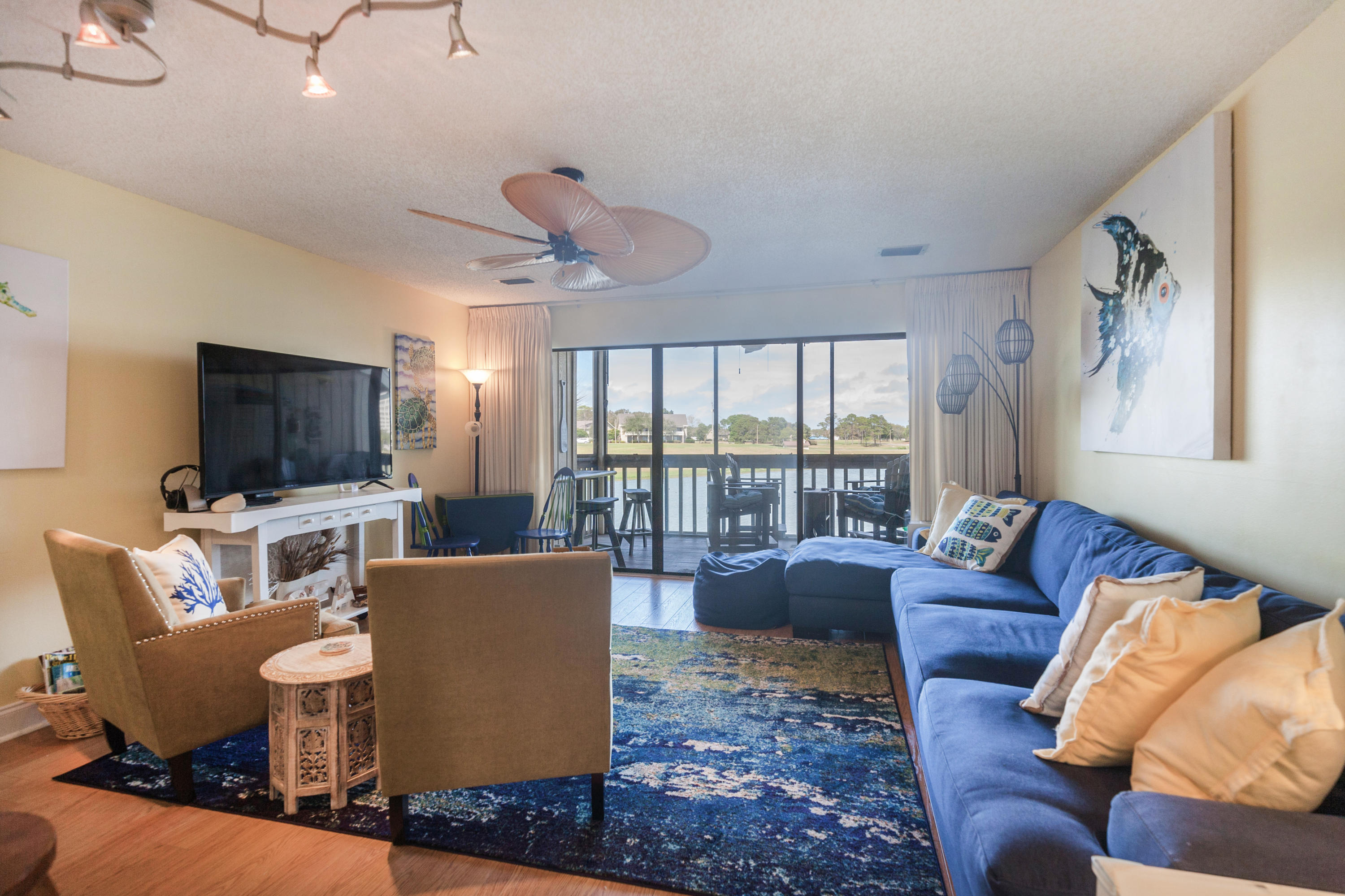 SEASCAPE CONDO LAKEFRONT VILLA (PHASE 6B) - Residential