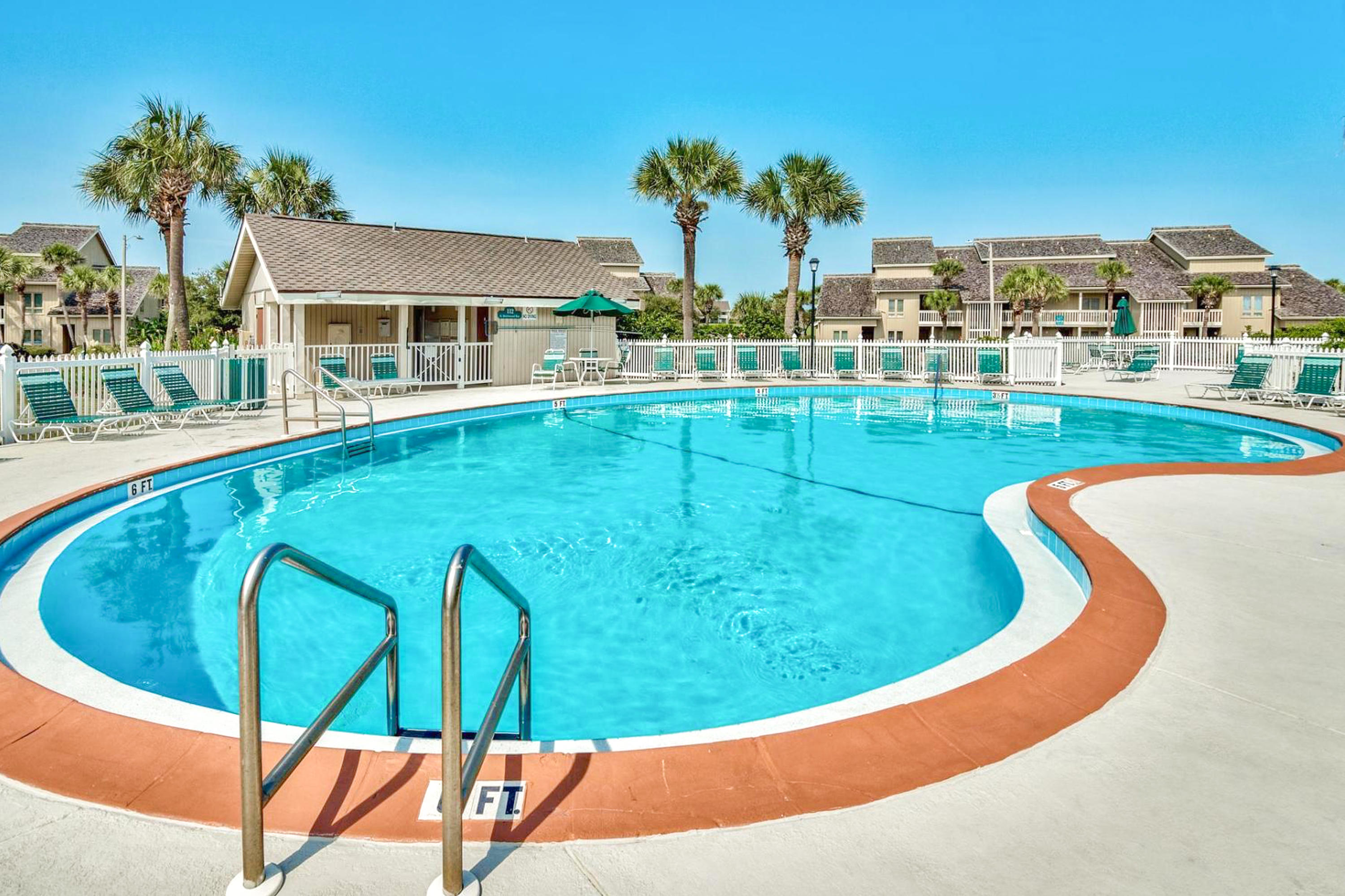 SEASCAPE CONDO LAKEFRONT VILLA (PHASE 6B) - Residential