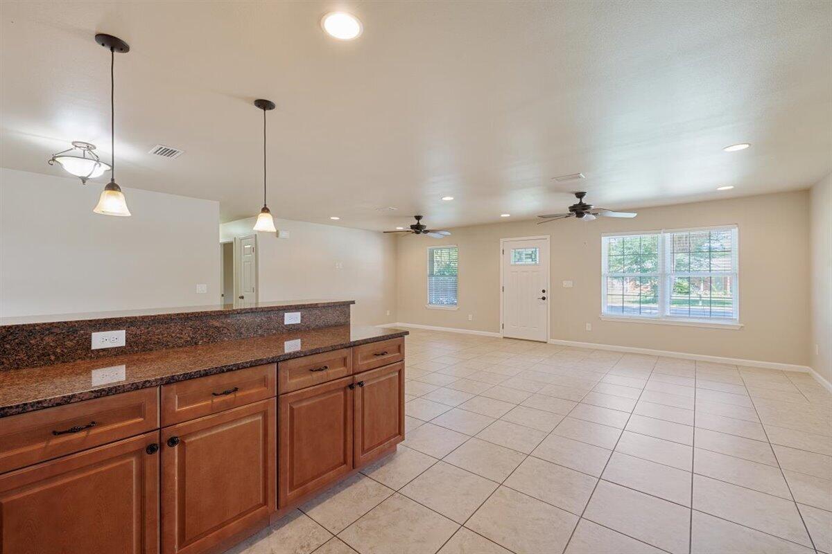 SEA HILLS - Residential