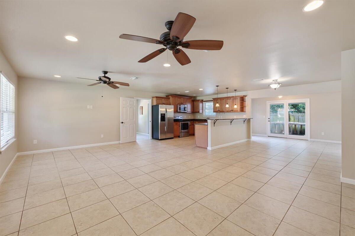 SEA HILLS - Residential