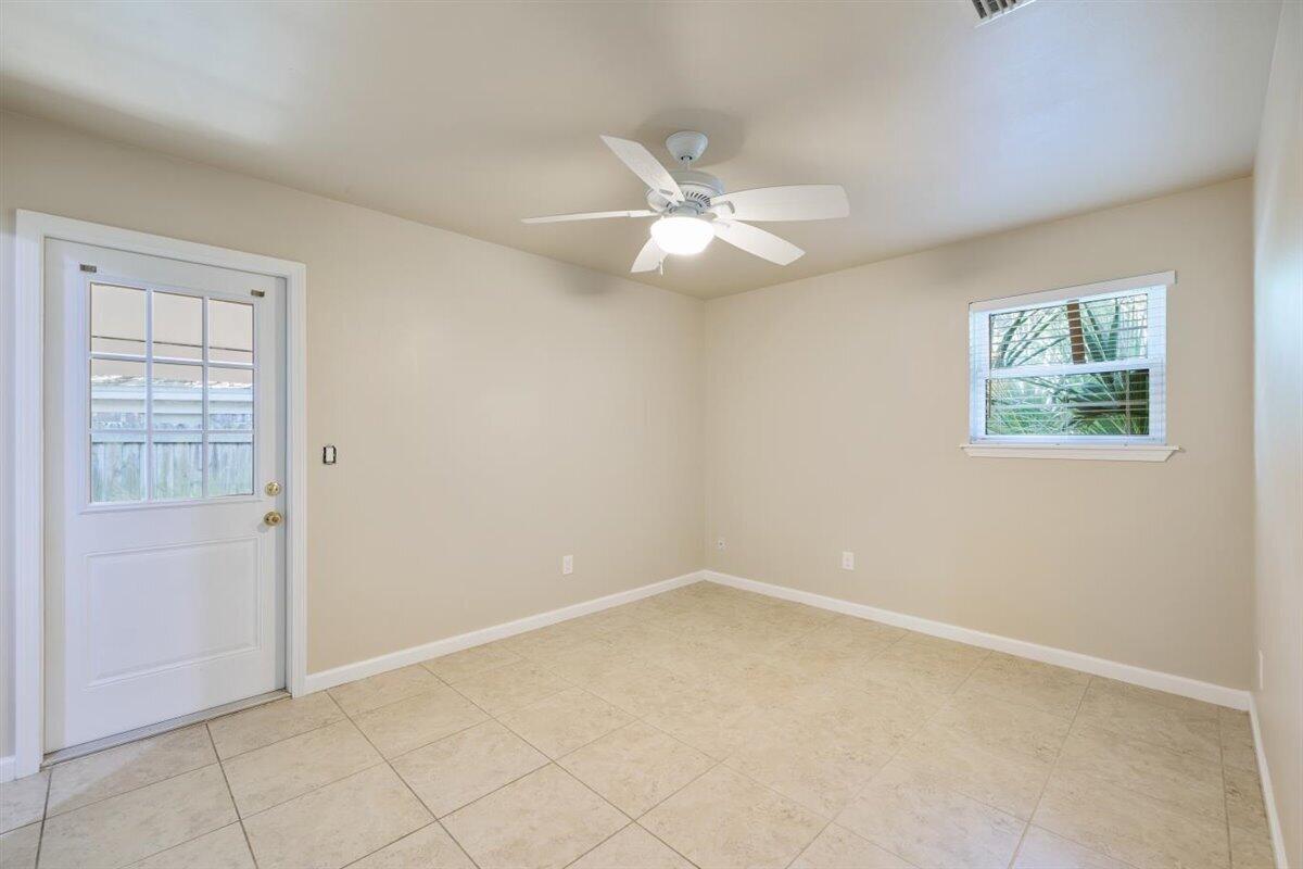 SEA HILLS - Residential