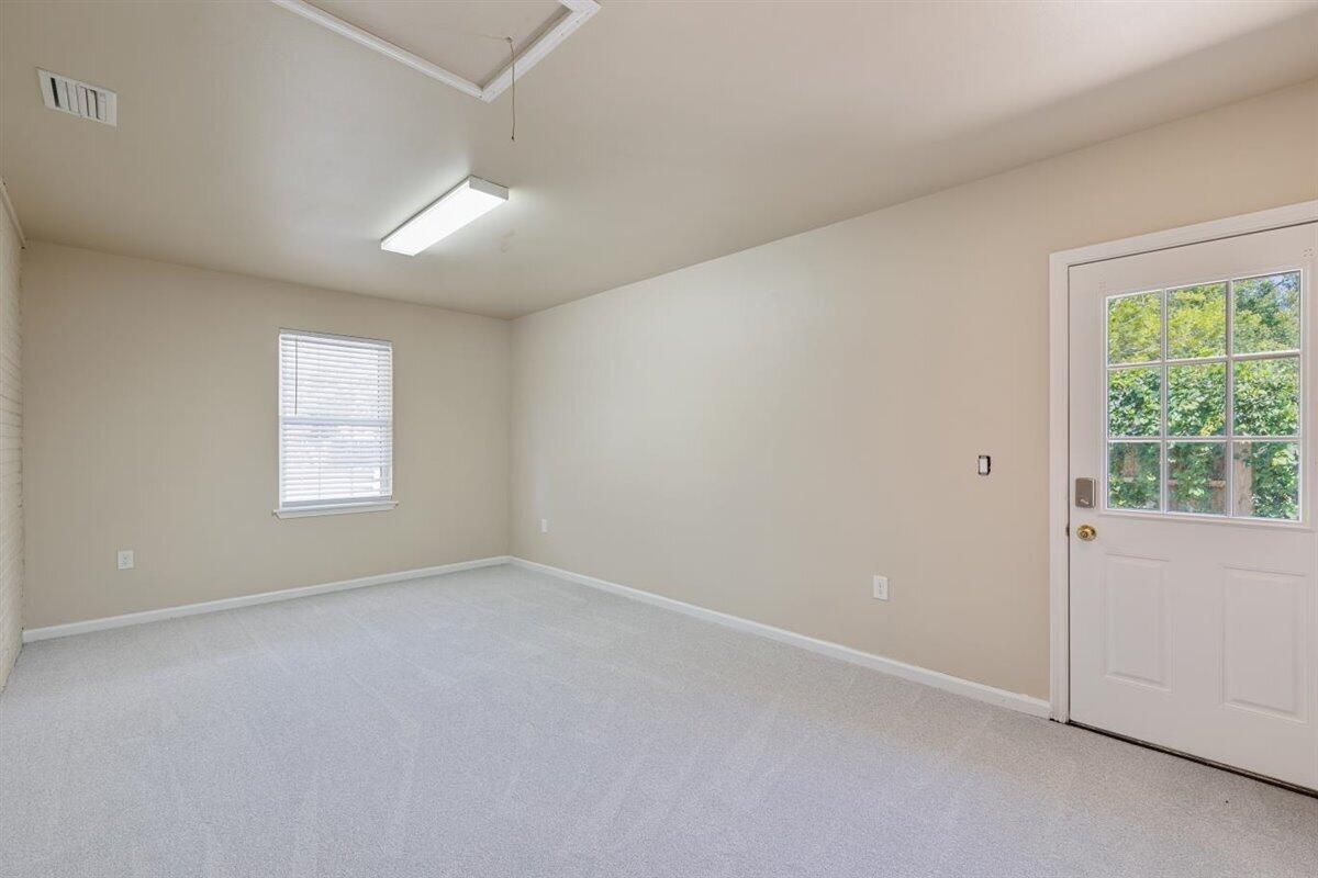 SEA HILLS - Residential