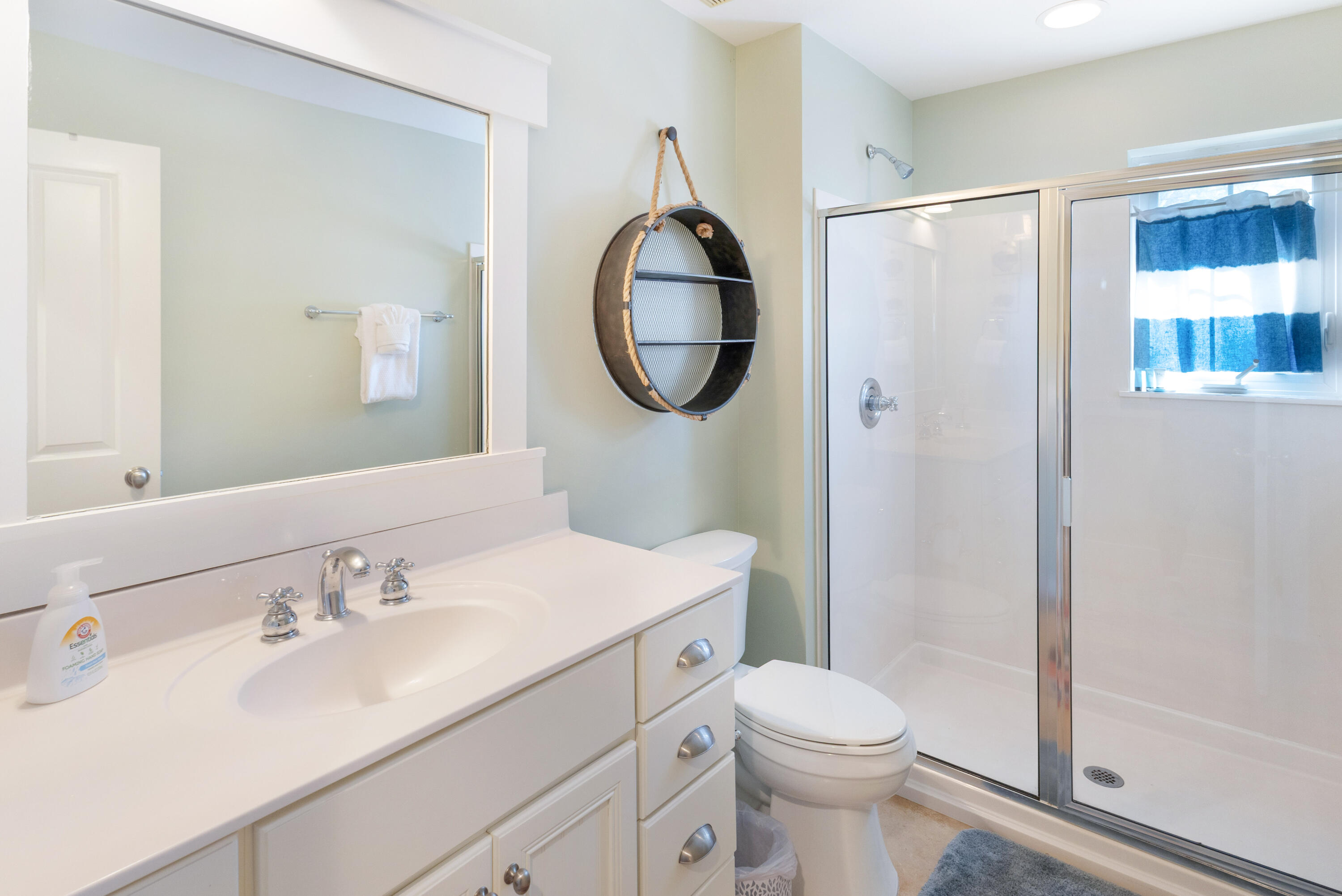 LAUREL GROVE - Residential