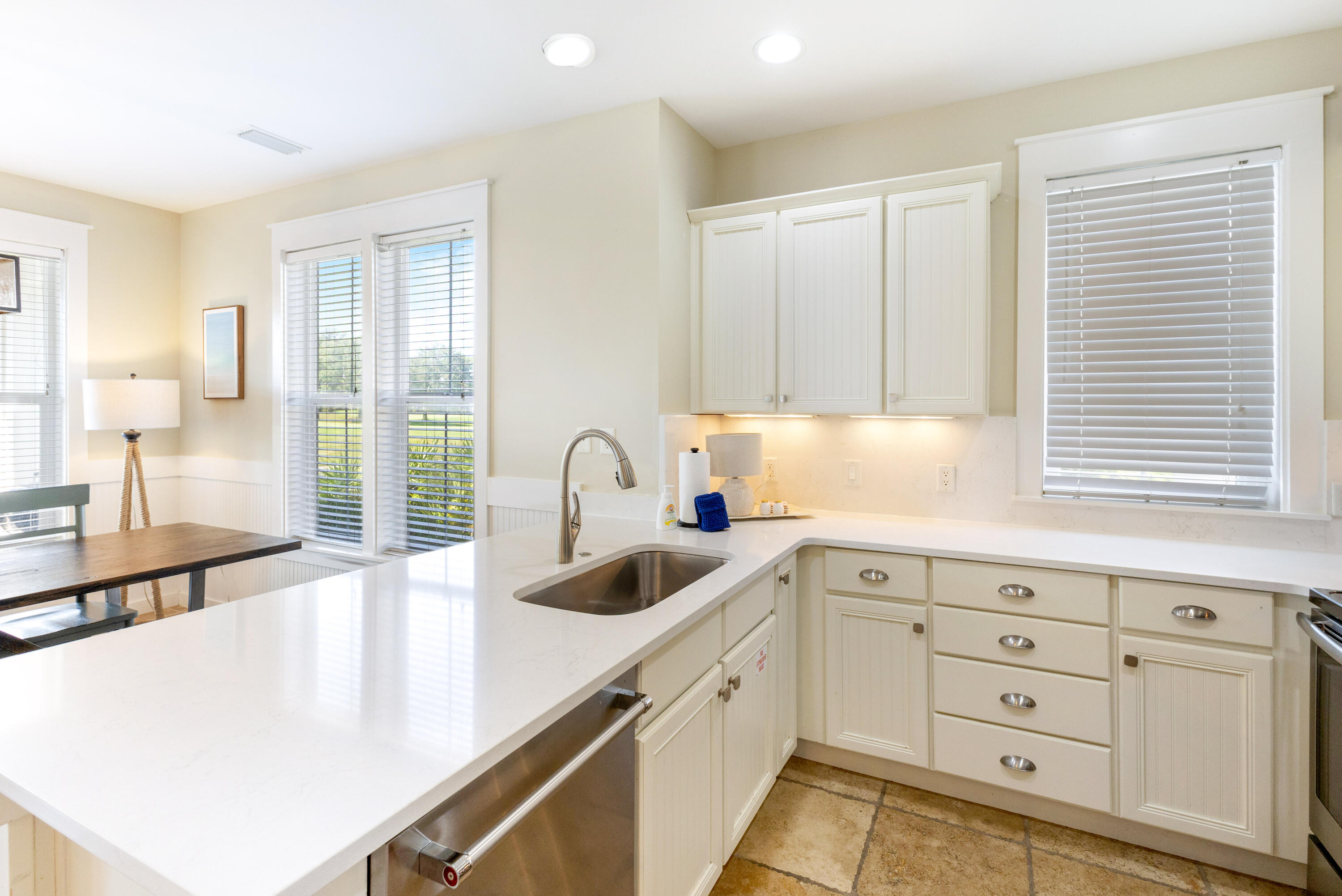 LAUREL GROVE - Residential