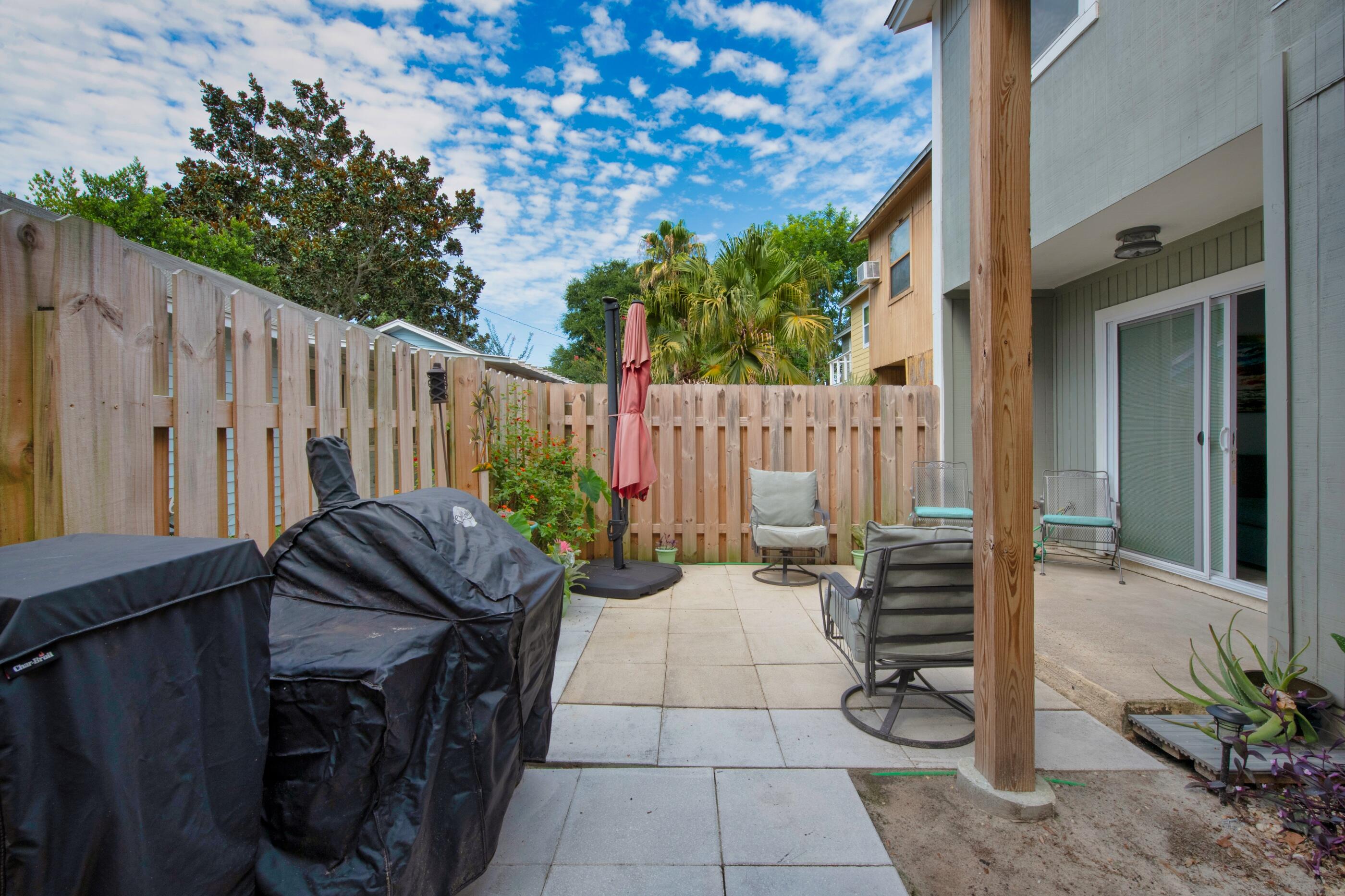 PINE RIDGE TRACE RE/SUB - Residential