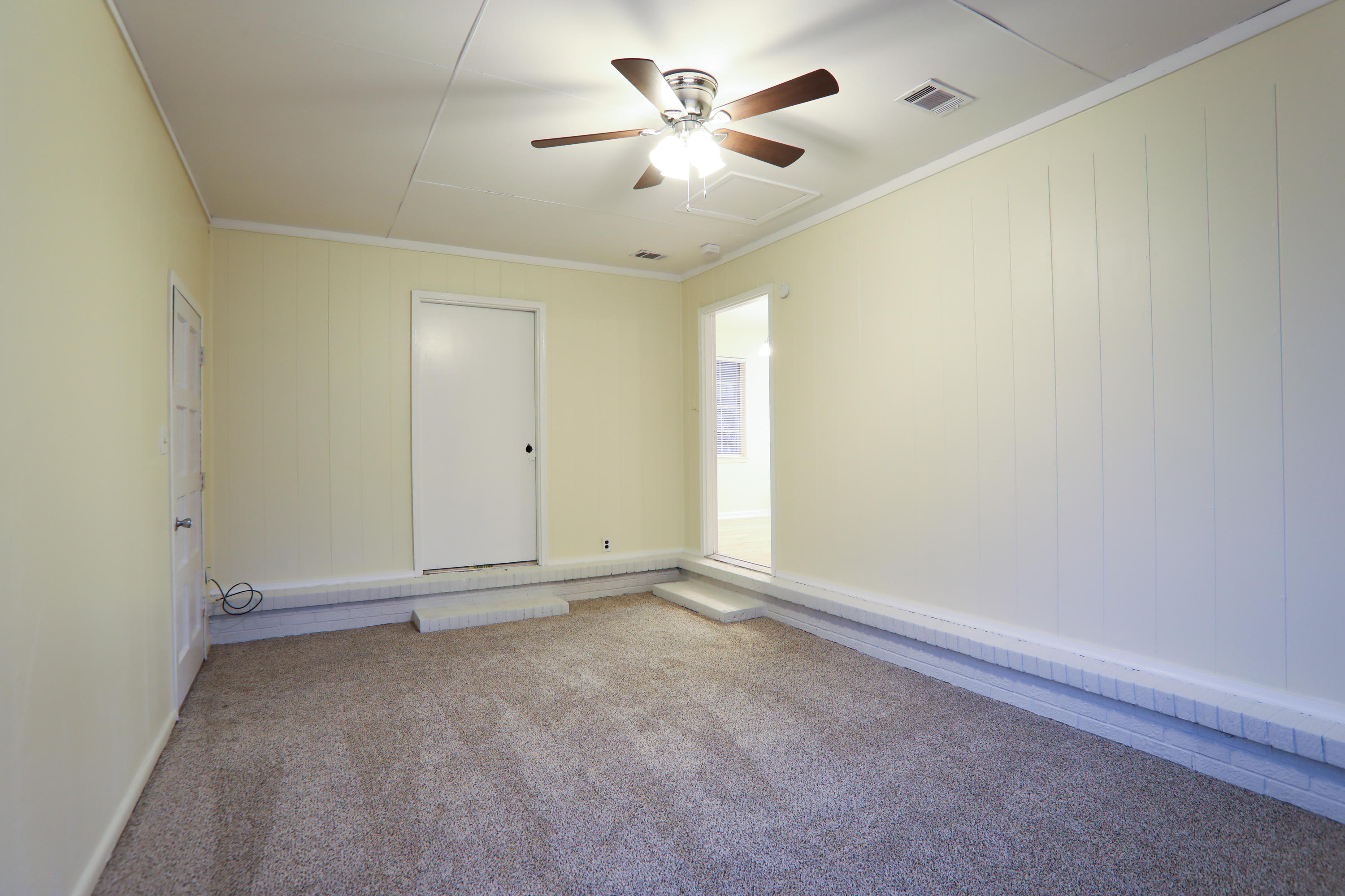 CRESTVIEW - Residential