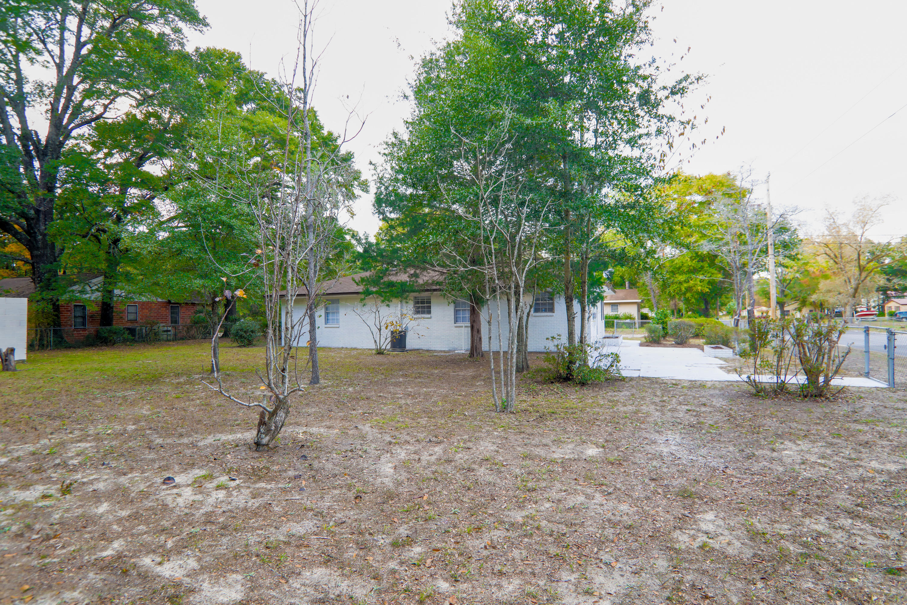 CRESTVIEW - Residential