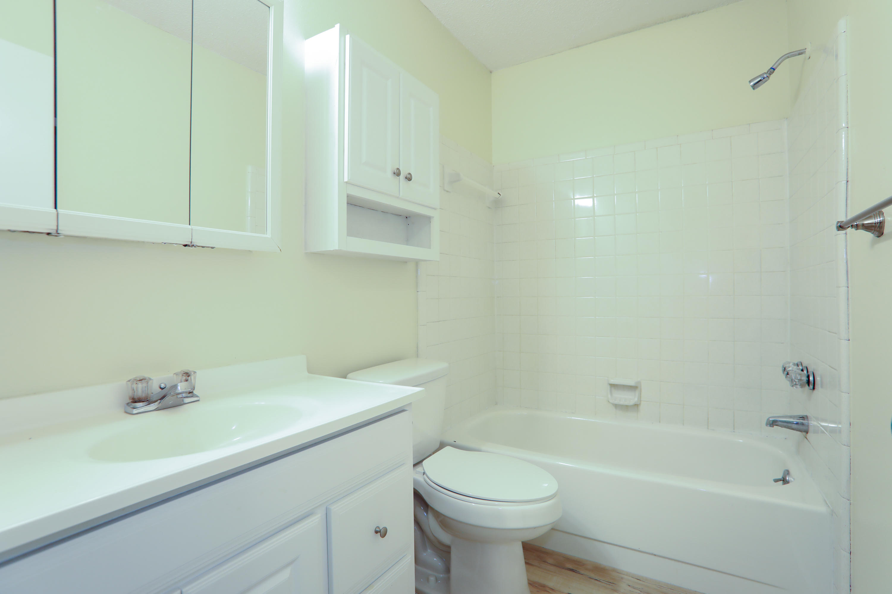 CRESTVIEW - Residential