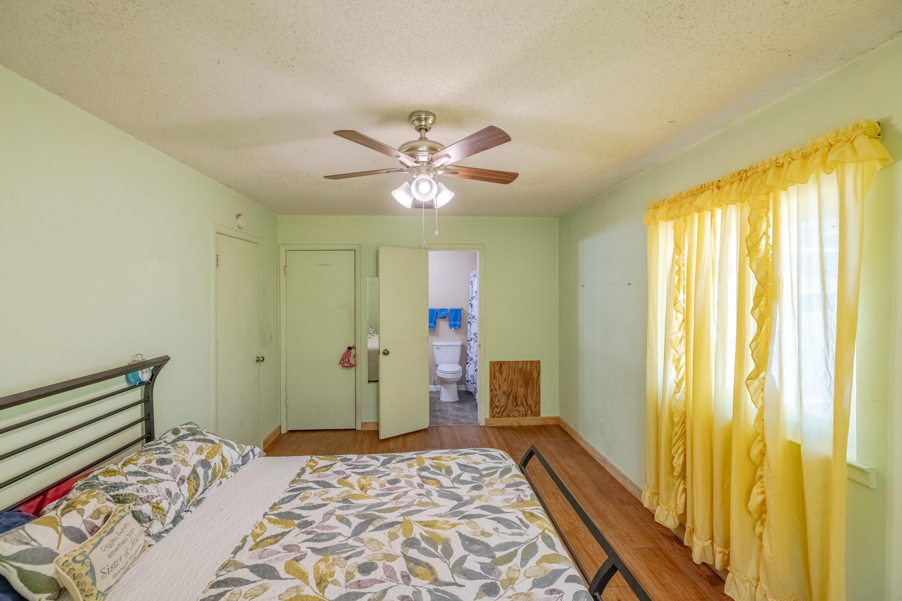 RIVIERA BEACH - Residential