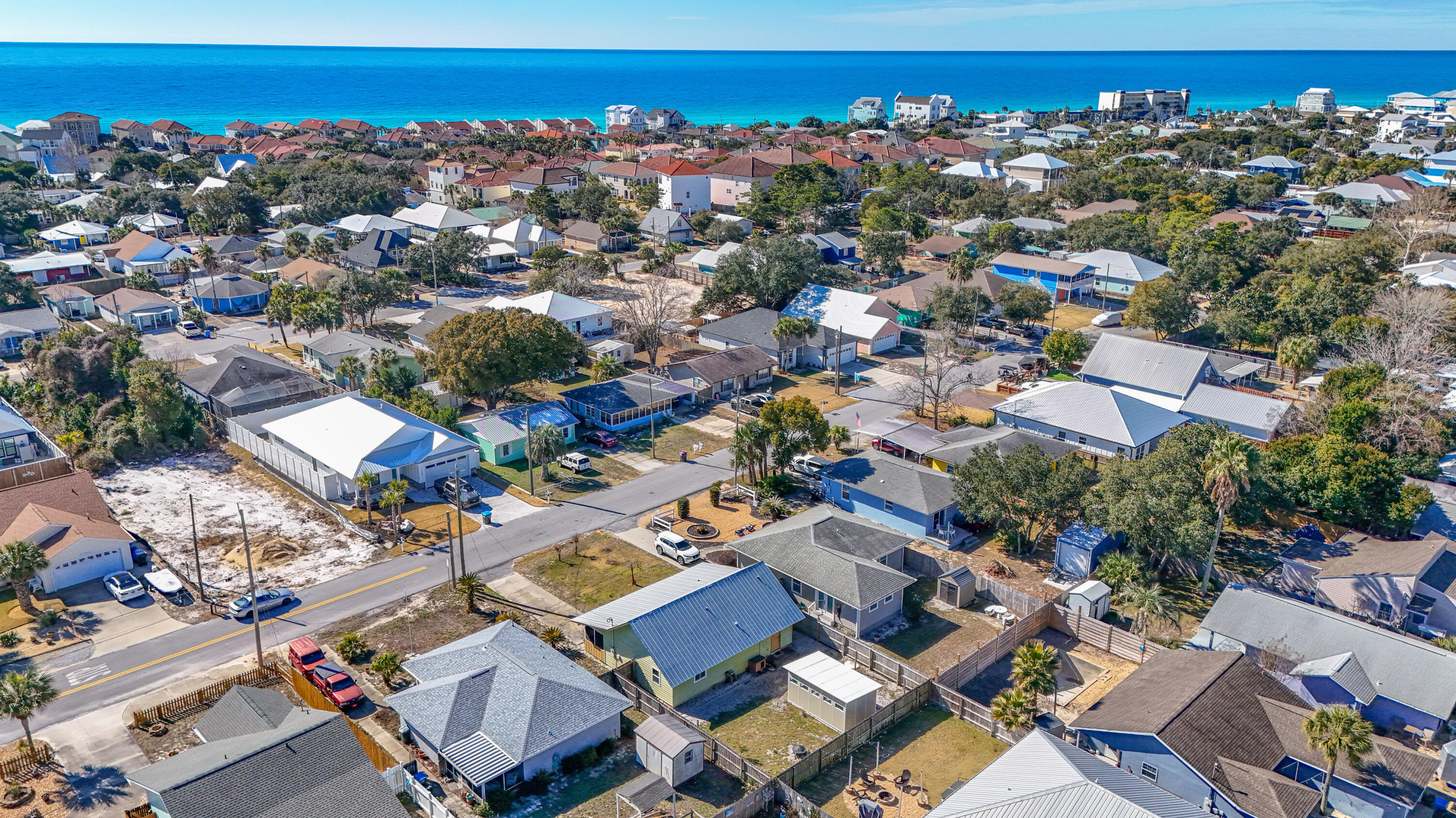 RIVIERA BEACH - Residential