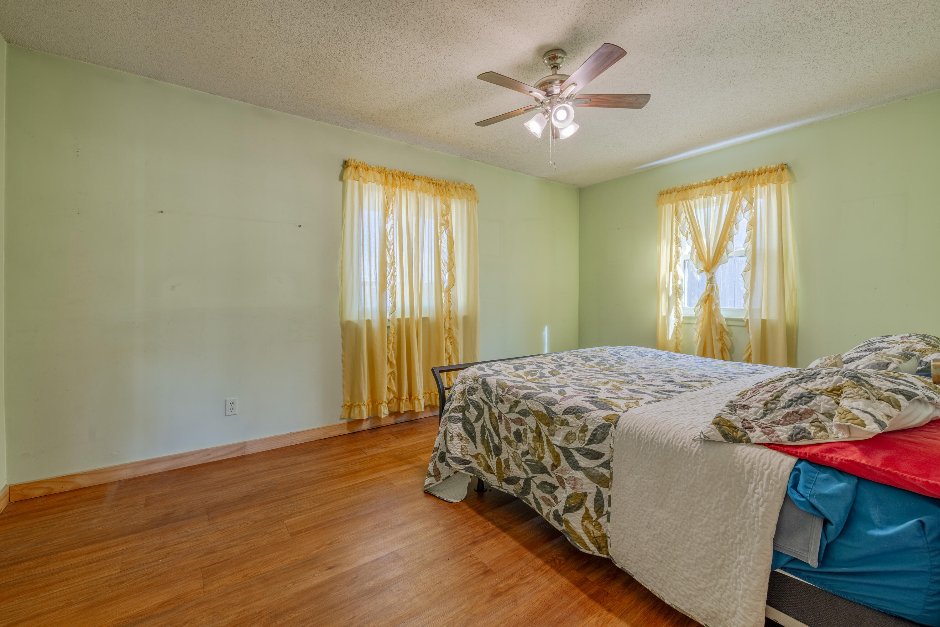 RIVIERA BEACH - Residential