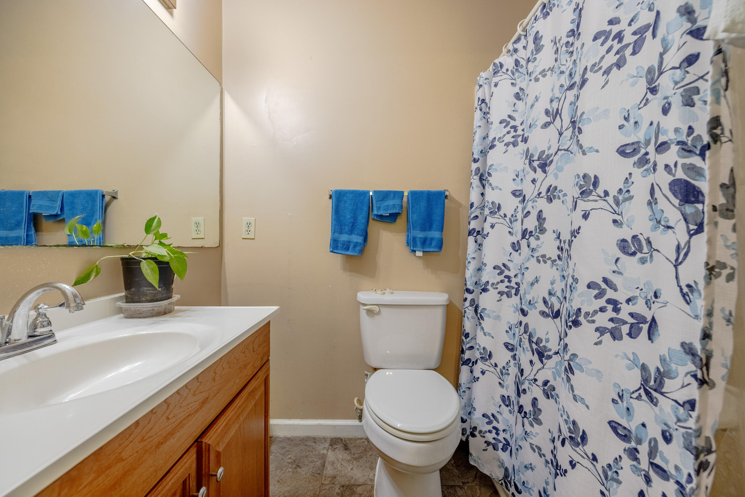 RIVIERA BEACH - Residential