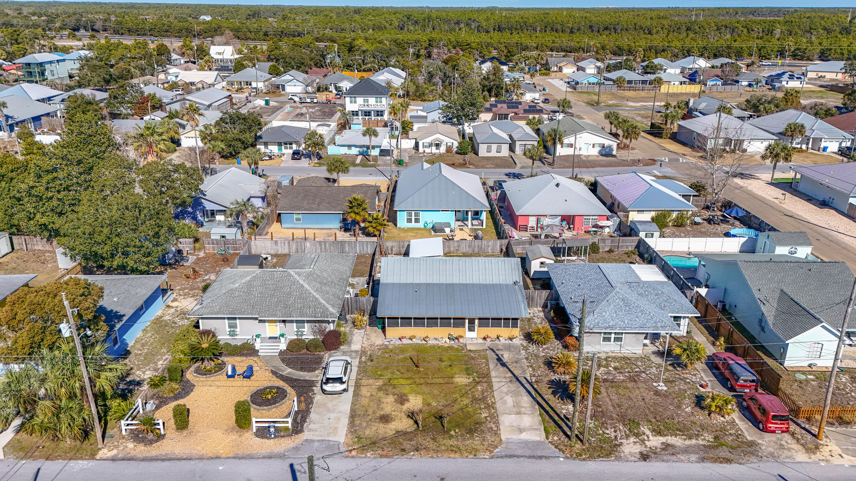 RIVIERA BEACH - Residential