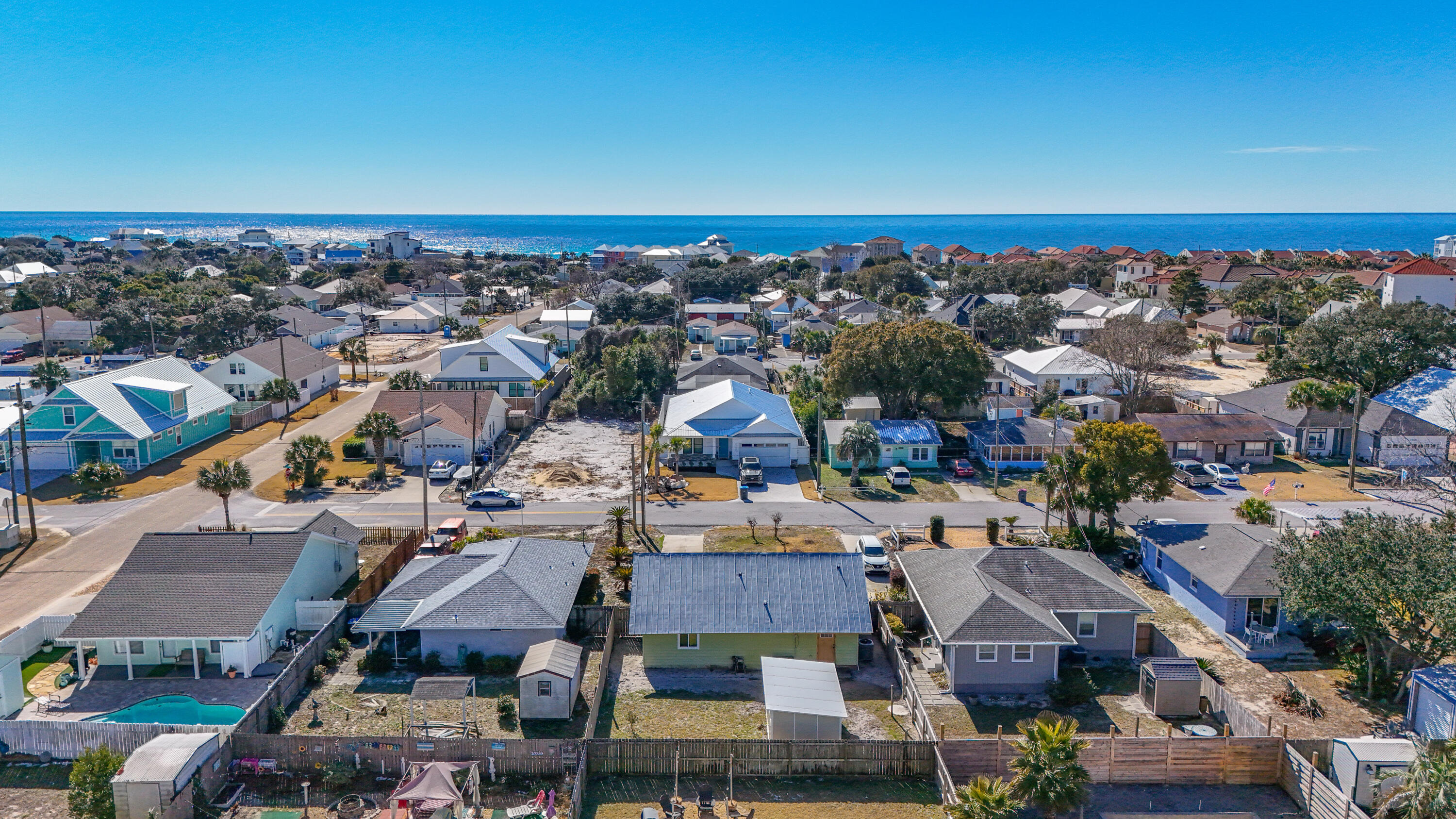 RIVIERA BEACH - Residential