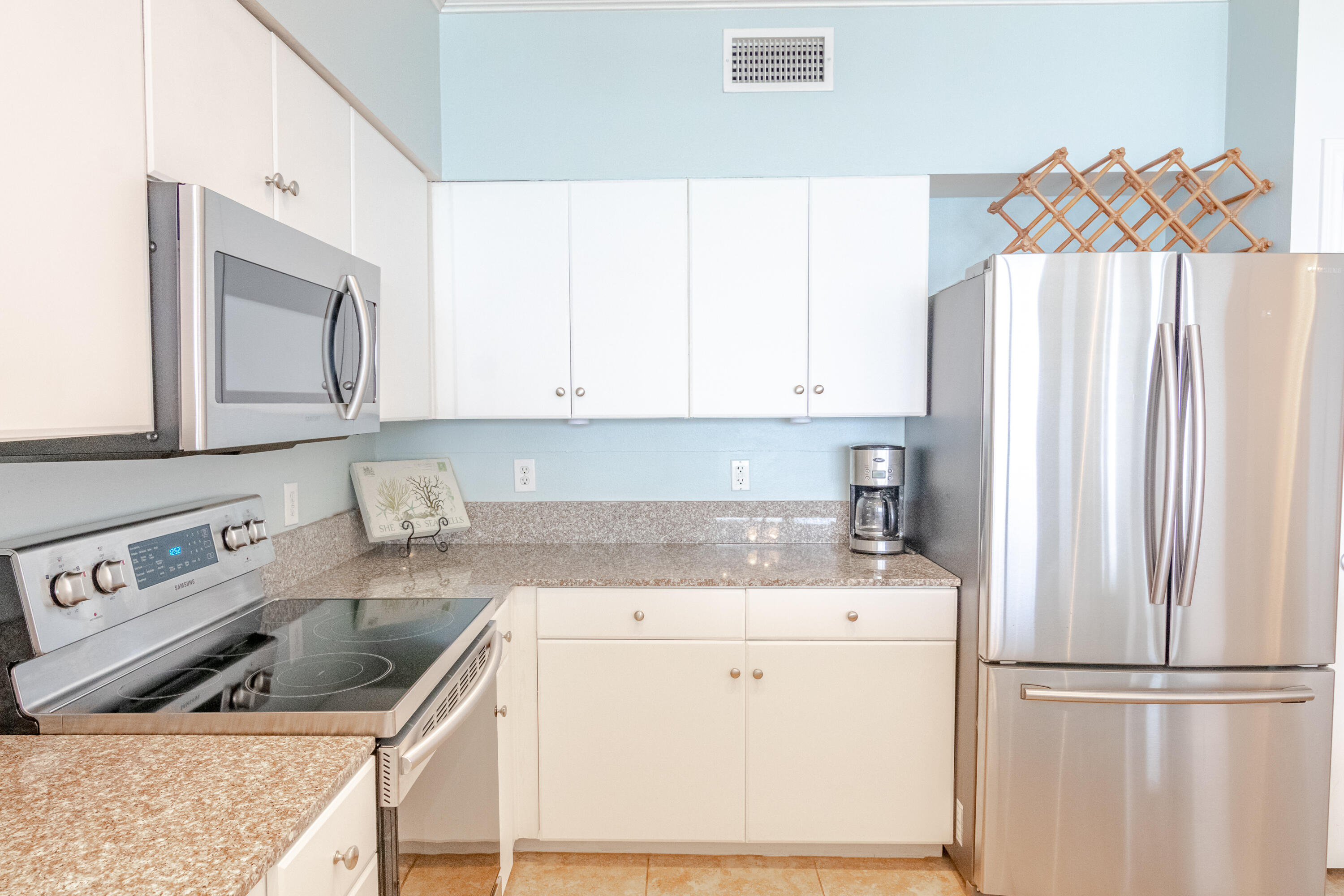 SHORES OF PANAMA - Residential