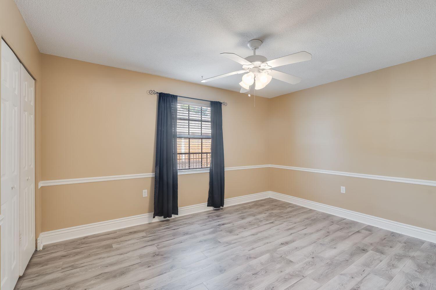 LAKE LORRAINE ESTATES - Residential