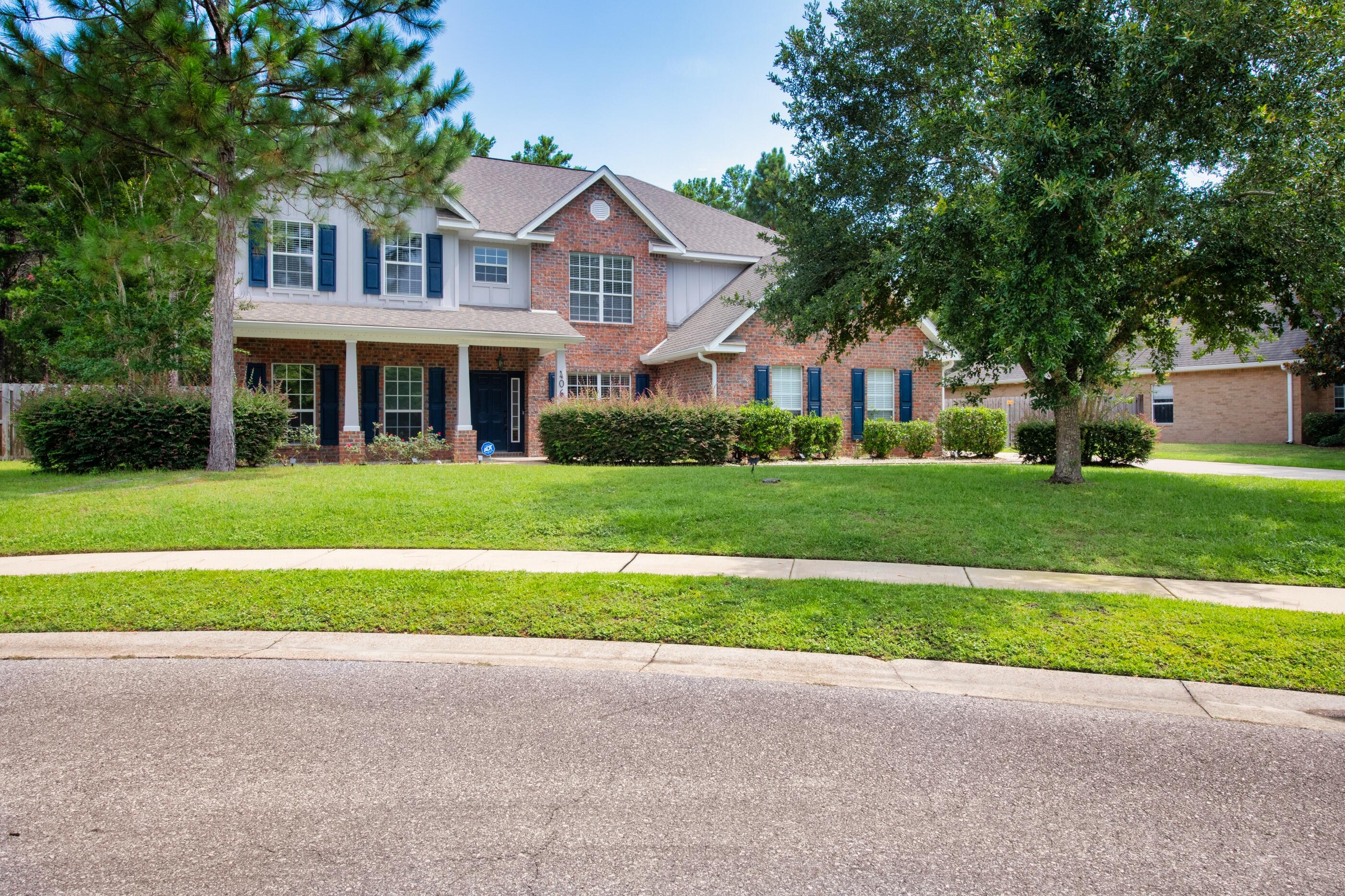 HAMMOCK BAY - Residential