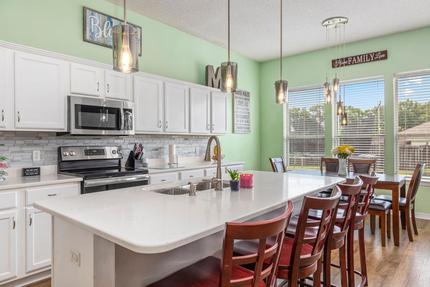 This move in ready spacious 4BD/2BA split single-family home in Brooke Estates has so much to offer! This home has a BRAND NEW ROOF, beautiful updated kitchen, new vinyl flooring in main areas, and fully fenced yard in a fantastic neighborhood. Come and enjoy the amenities with the pool and tennis courts. Once you see it you are going to want to pack your things and move right in!