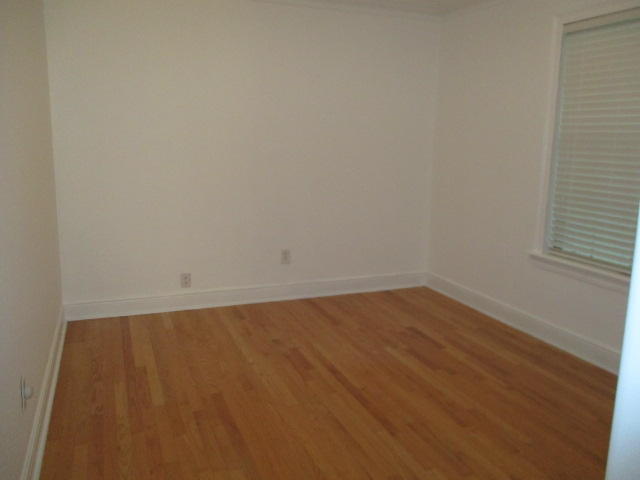 EAST BAY RIVER ESTATES 2ND ADDN - Residential Lease