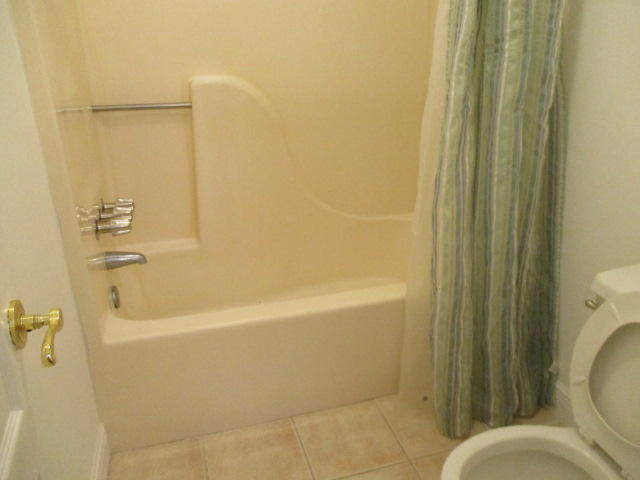 EAST BAY RIVER ESTATES 2ND ADDN - Residential Lease