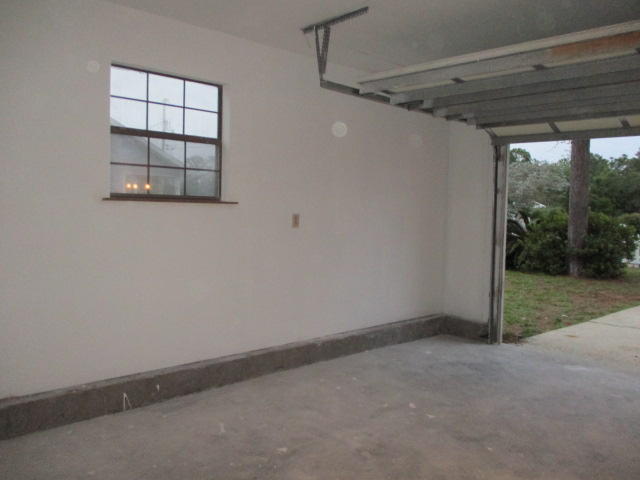 EAST BAY RIVER ESTATES 2ND ADDN - Residential Lease