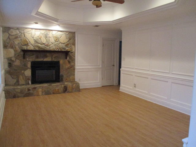 EAST BAY RIVER ESTATES 2ND ADDN - Residential Lease