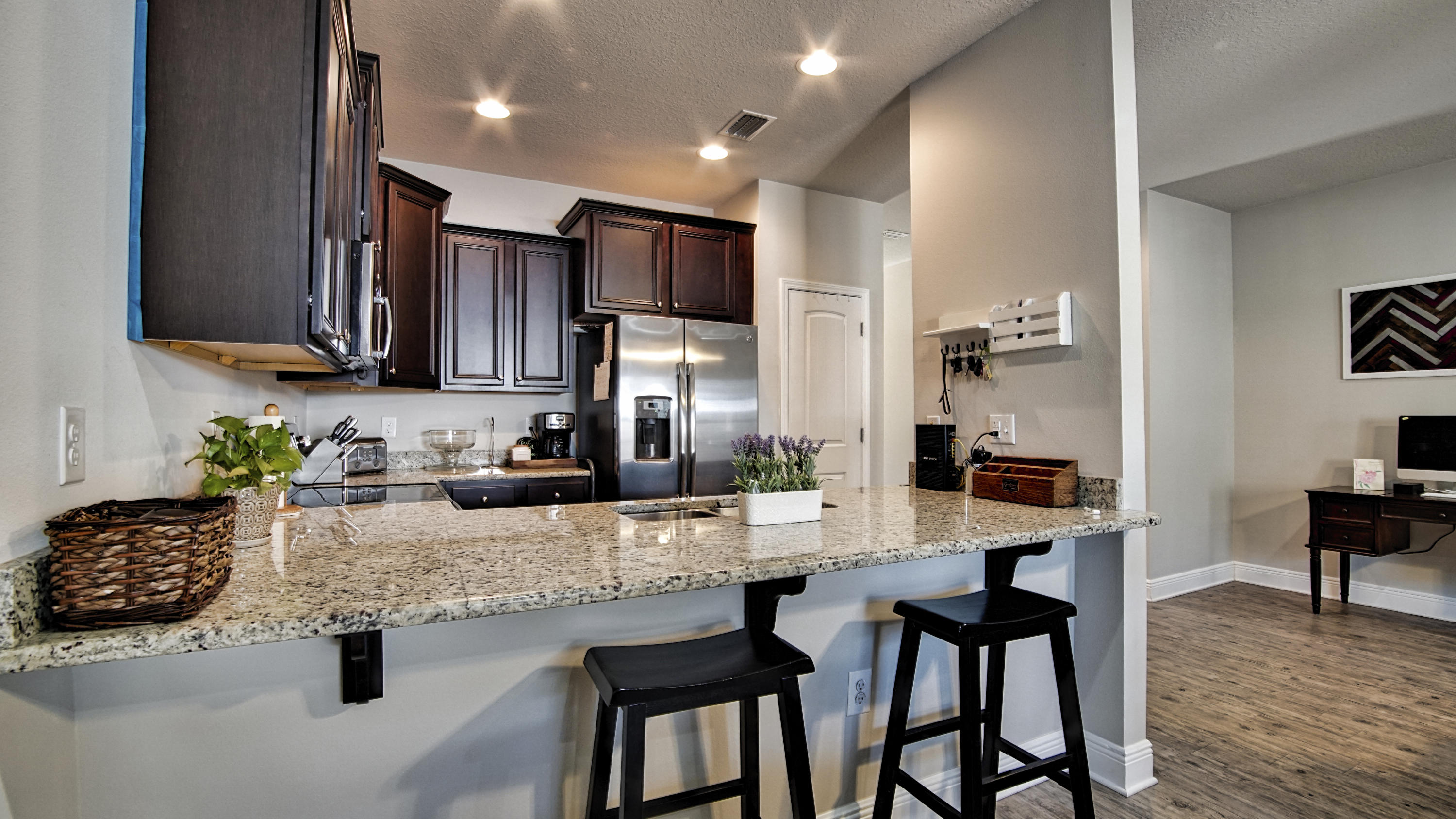 RESERVE POINTE - Residential