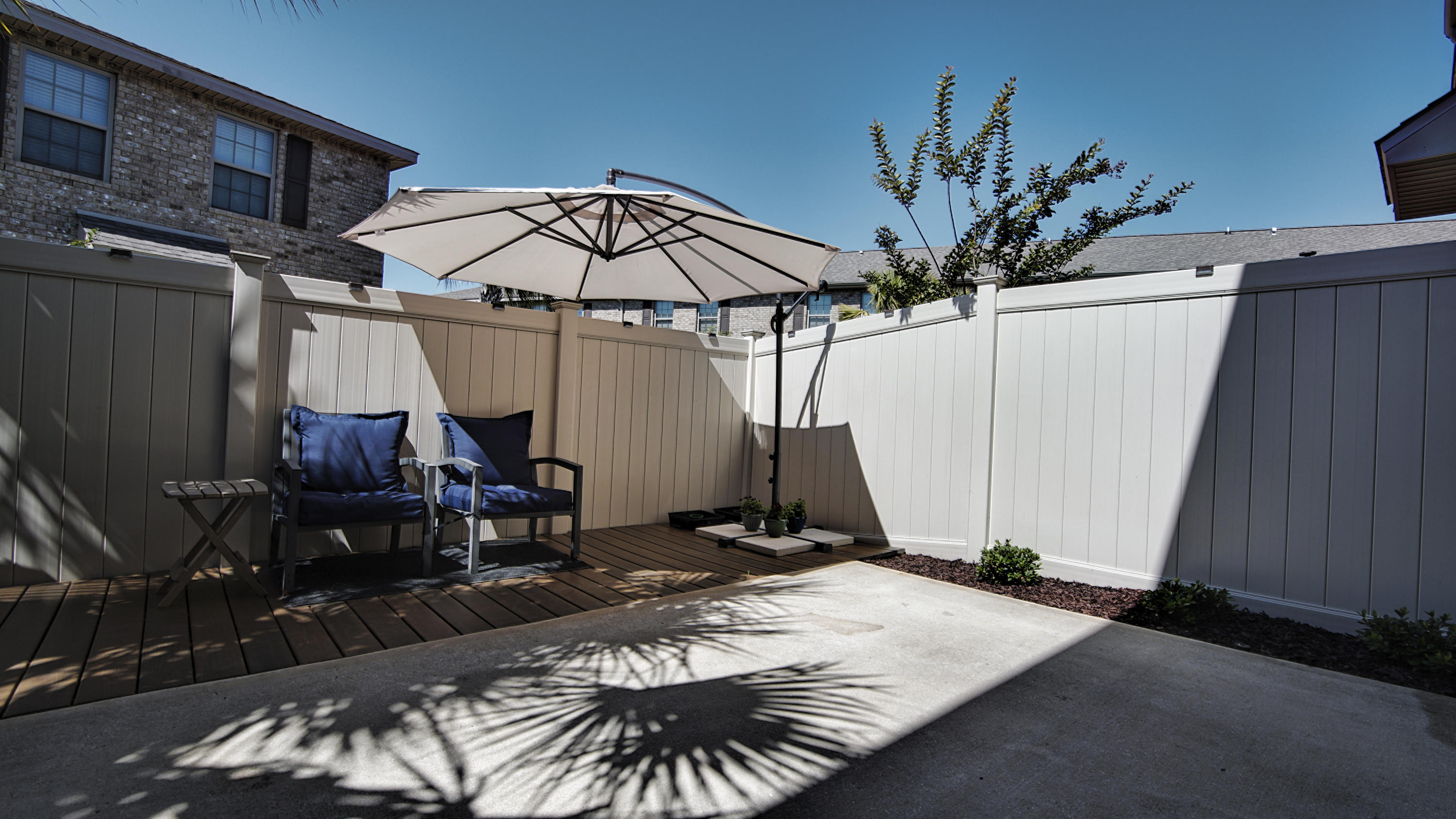 RESERVE POINTE - Residential