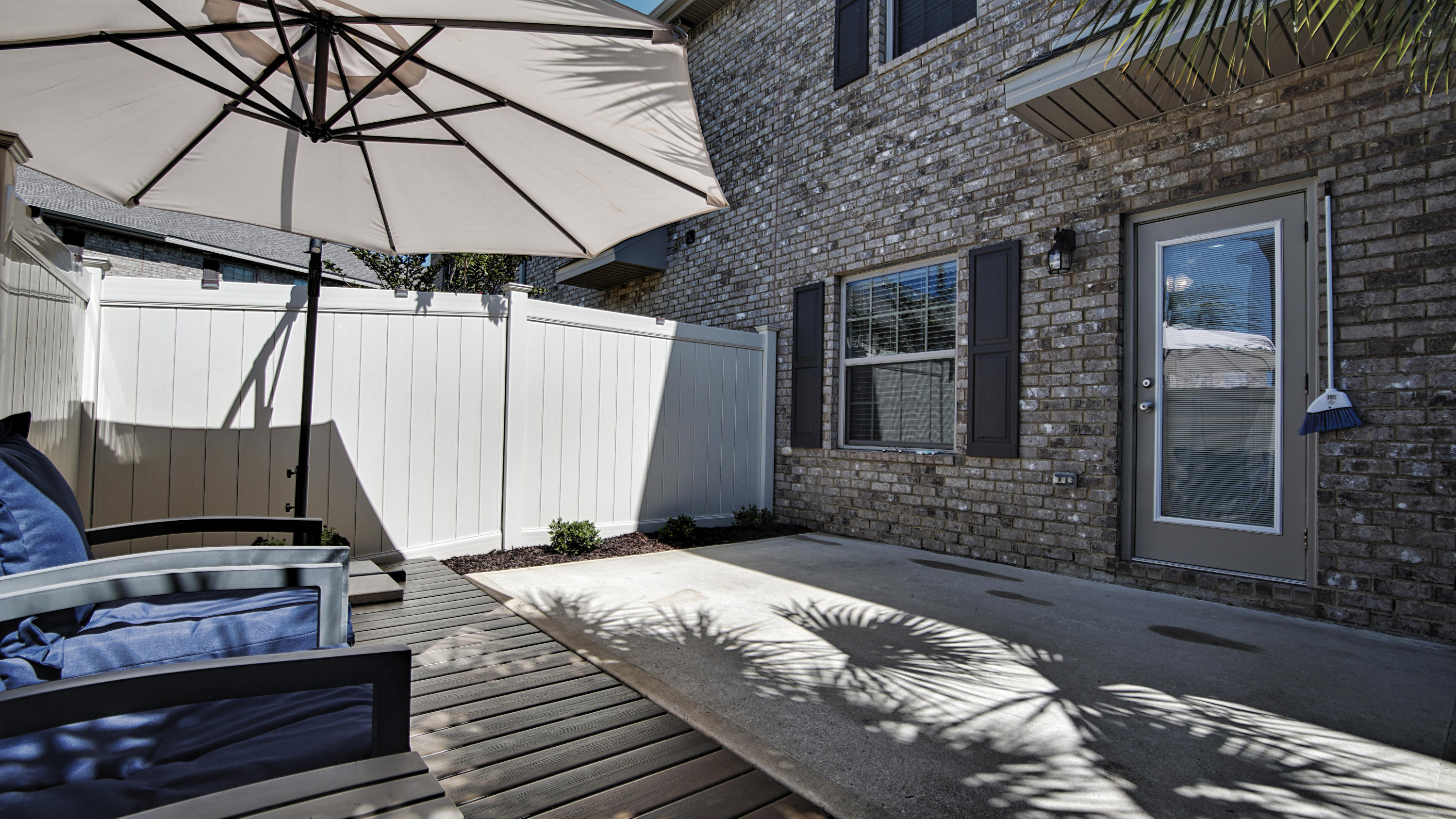 RESERVE POINTE - Residential