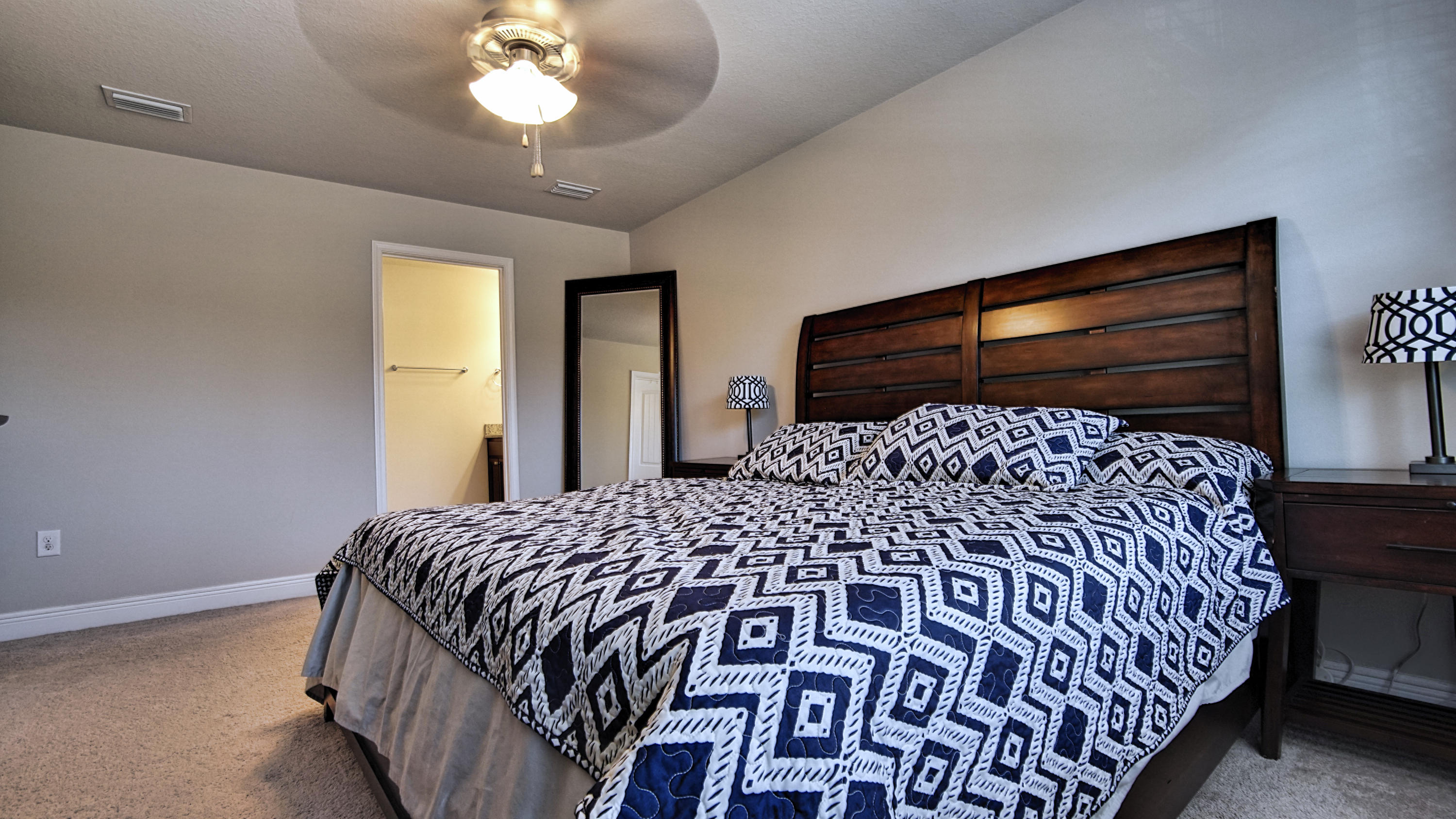 RESERVE POINTE - Residential