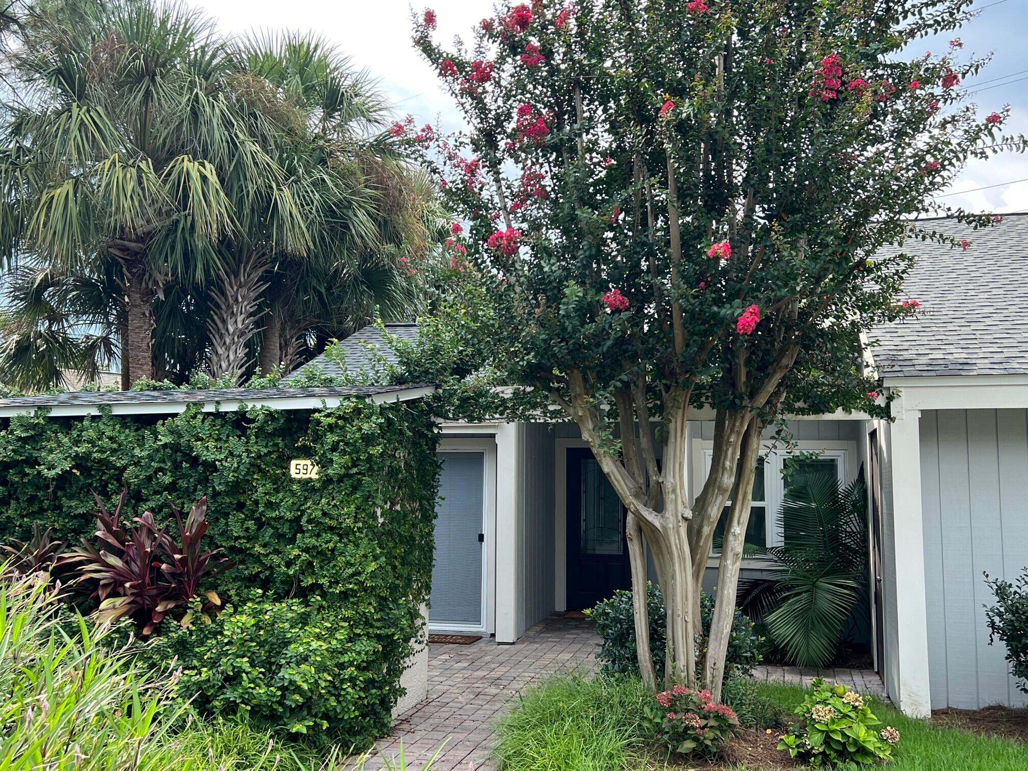 LINKSIDE VILLAGE UNIT 2 - Residential Lease