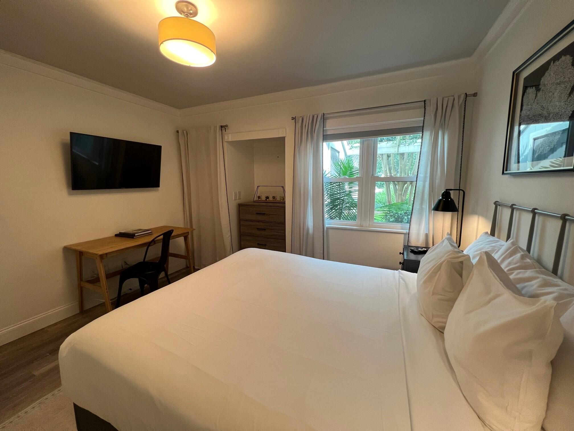 LINKSIDE VILLAGE UNIT 2 - Residential Lease