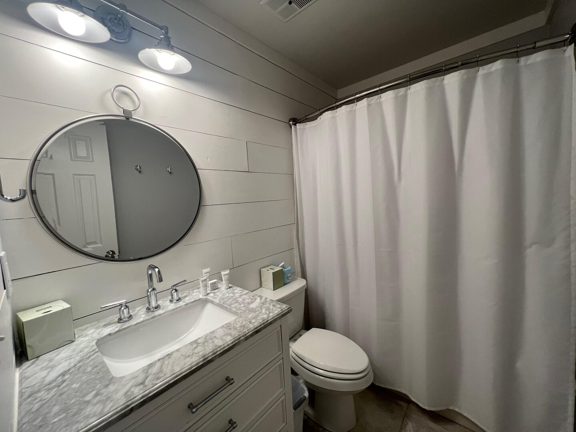 LINKSIDE VILLAGE UNIT 2 - Residential Lease