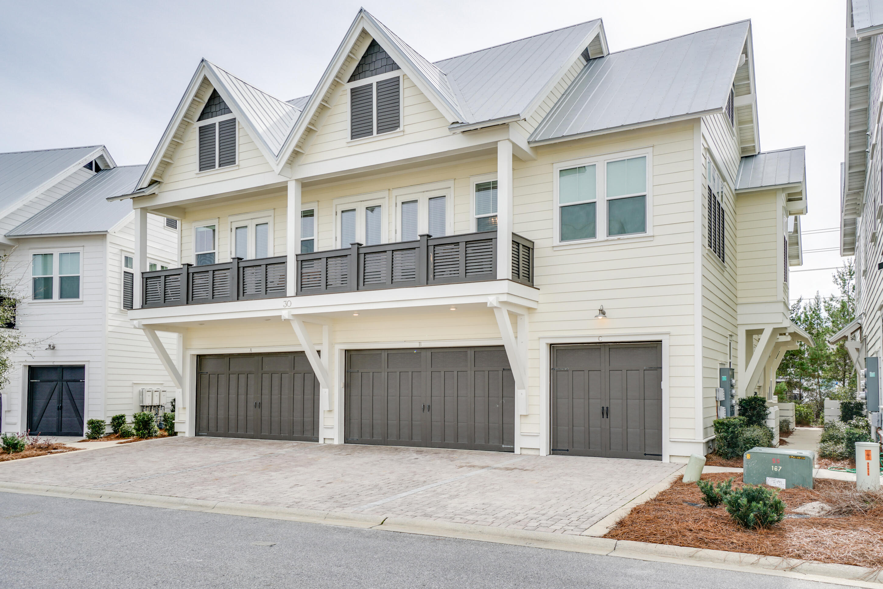 PROMINENCE NORTH - Residential