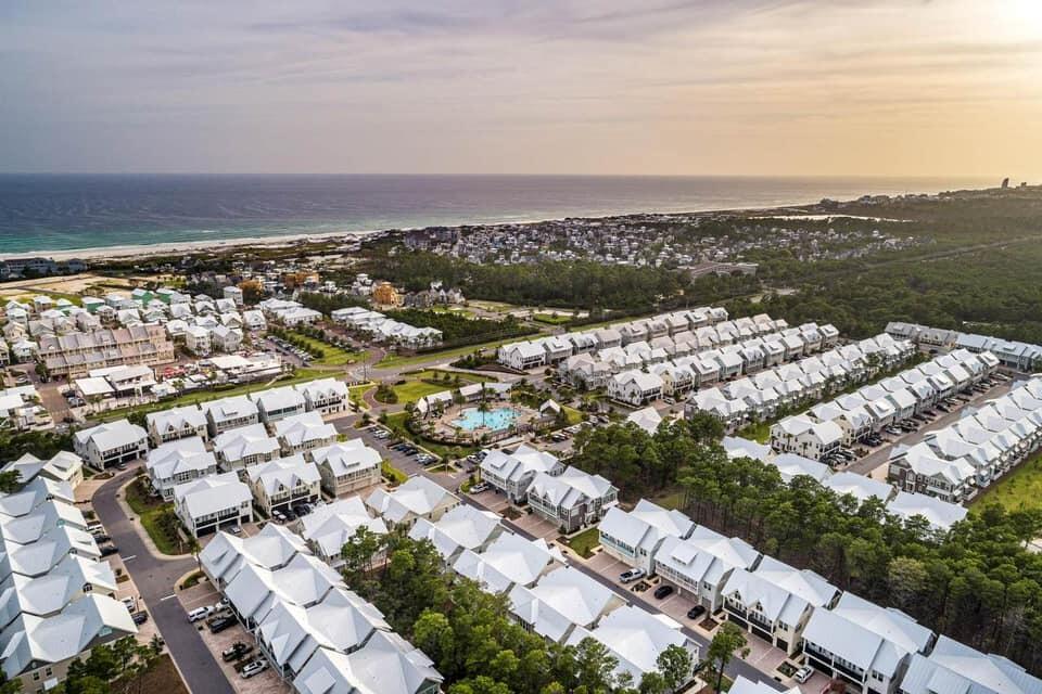 PROMINENCE NORTH - Residential