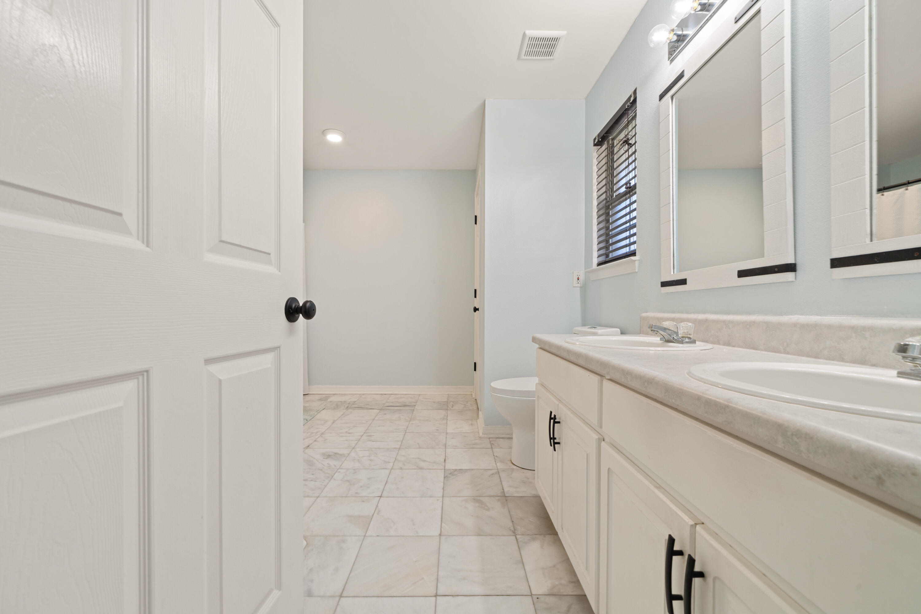 MARSH HARBOR - Residential